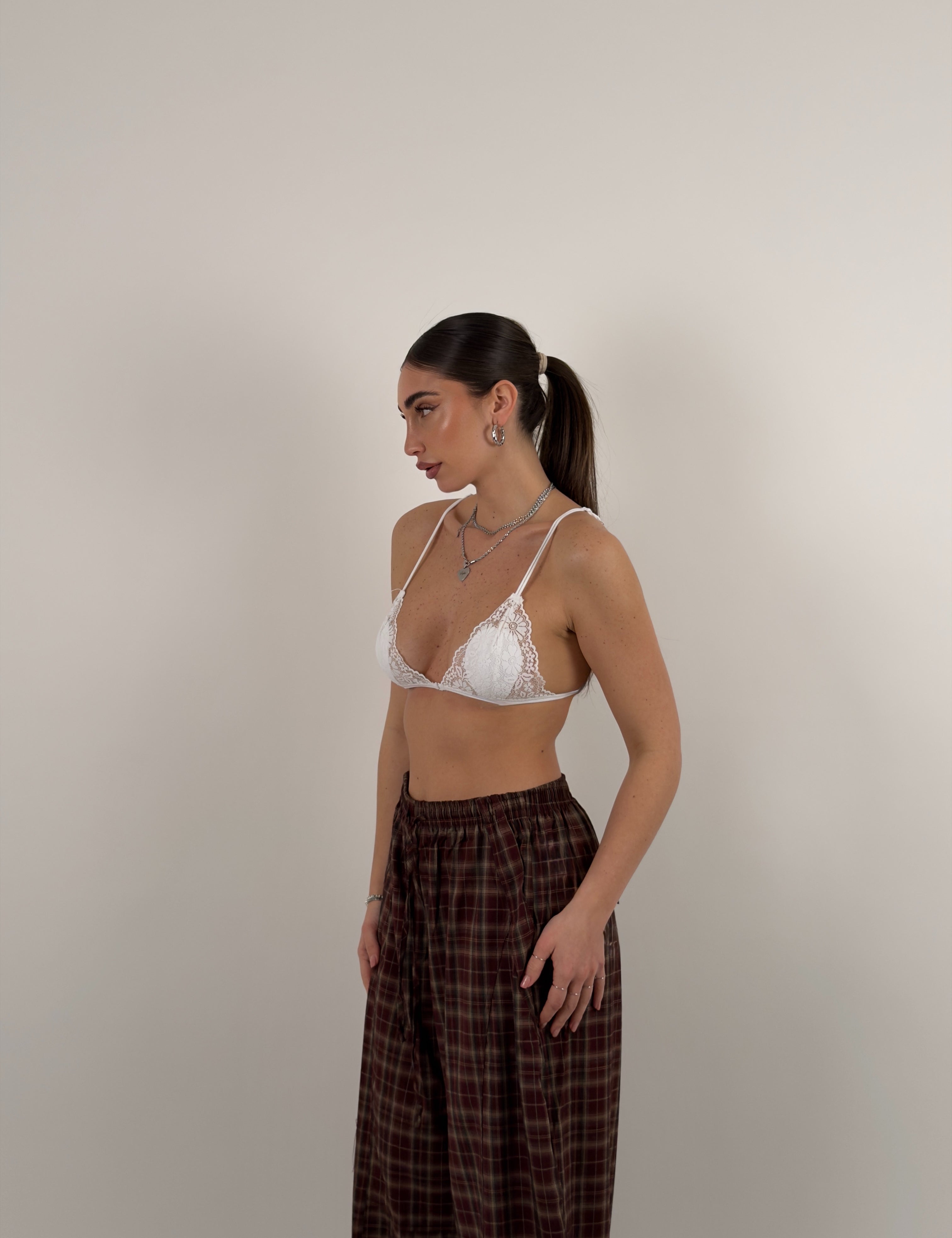 Bralette triangolino con bretelle regolabili