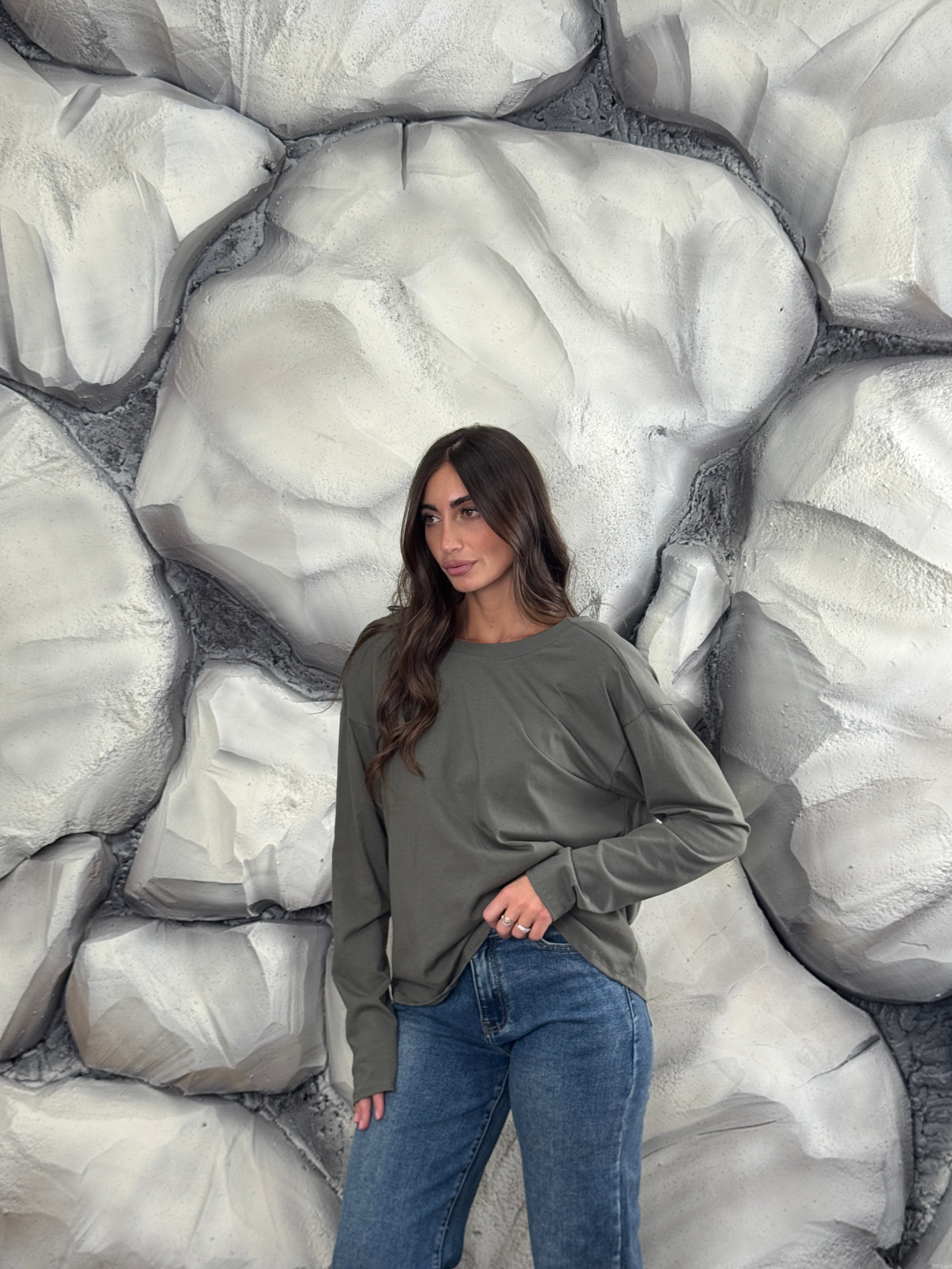 Maglia scollo sulla schiena