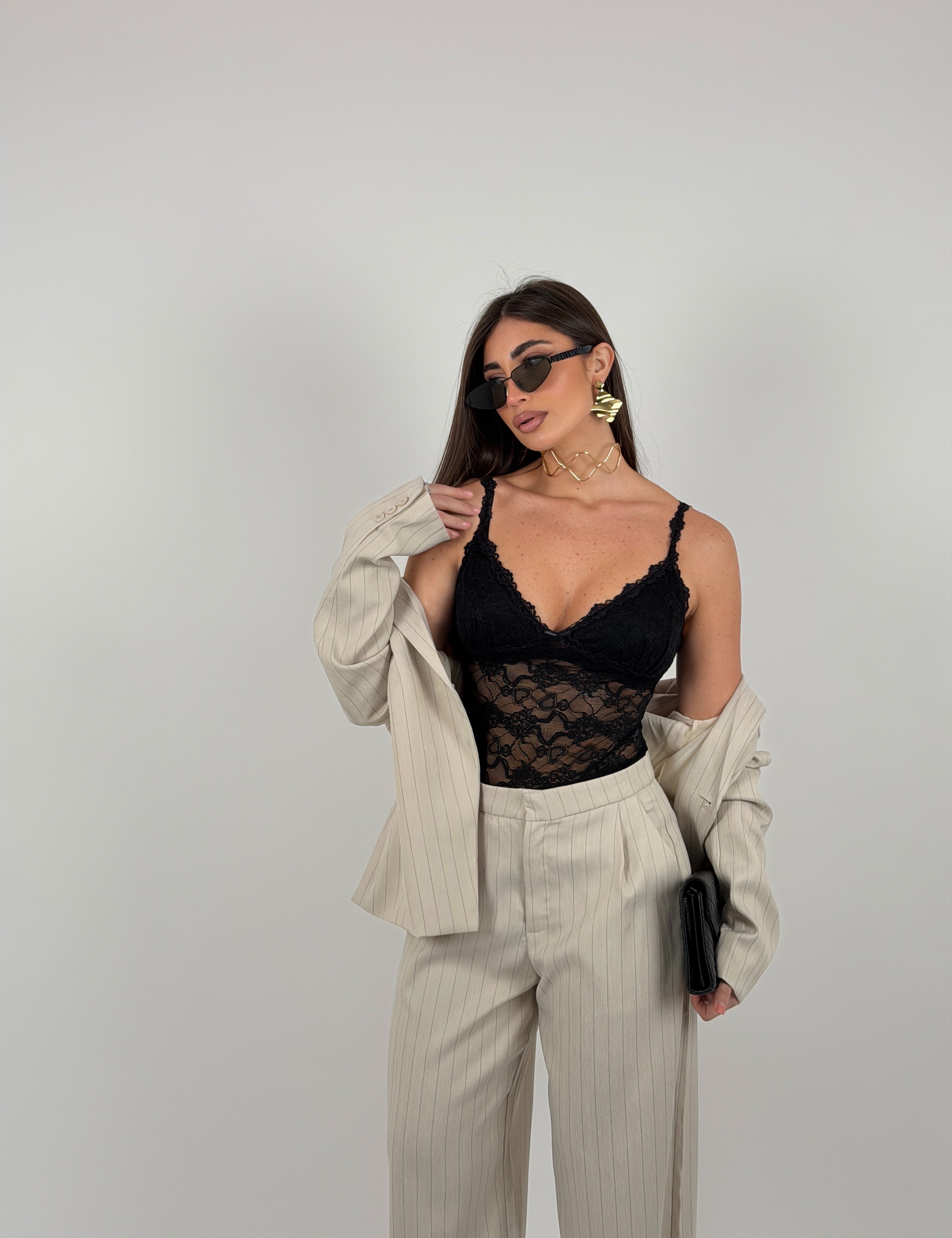 Body in merletto con bretelle regolabili