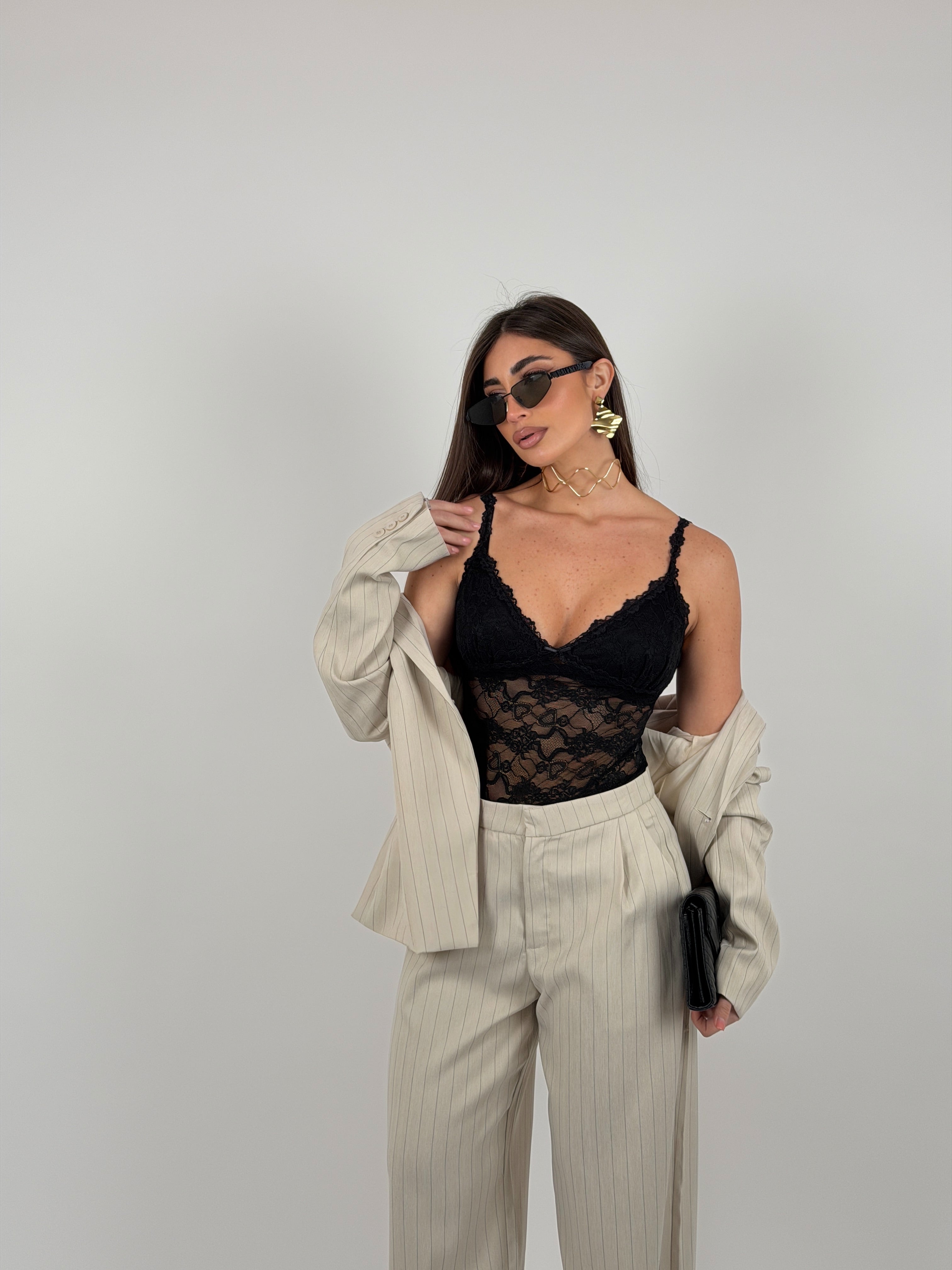 Body in merletto con bretelle regolabili