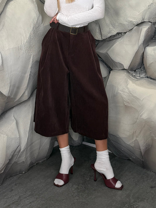 Jorts Aura just west