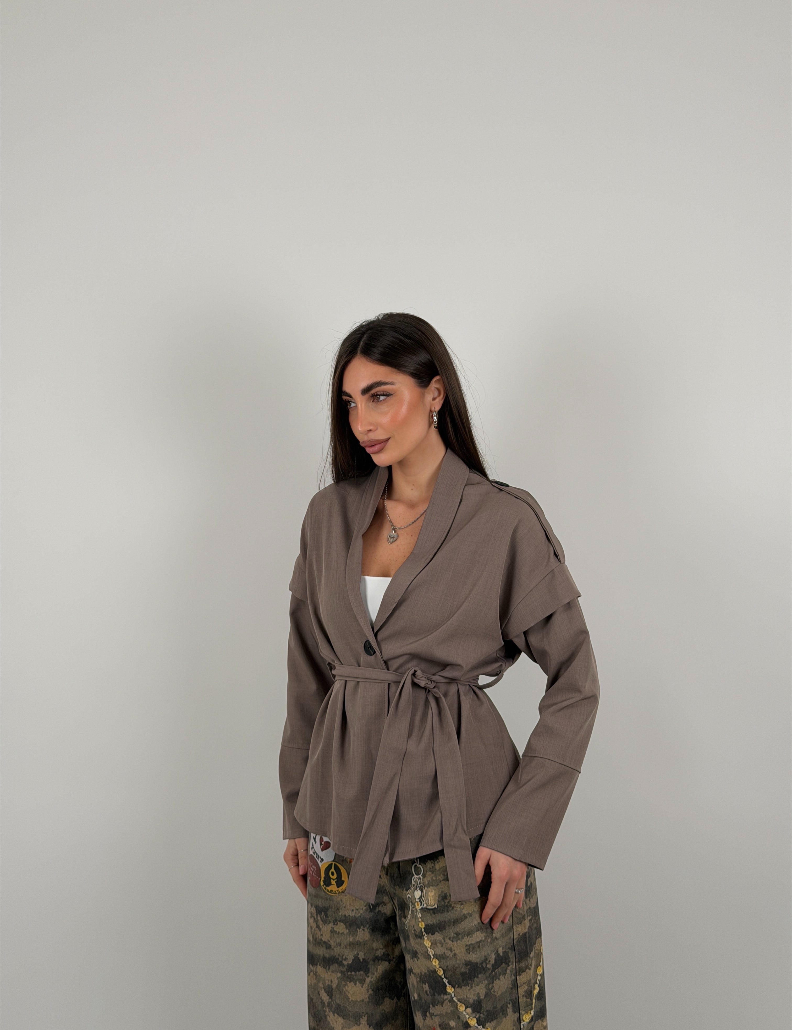Giacca mood trench tessuto leggero