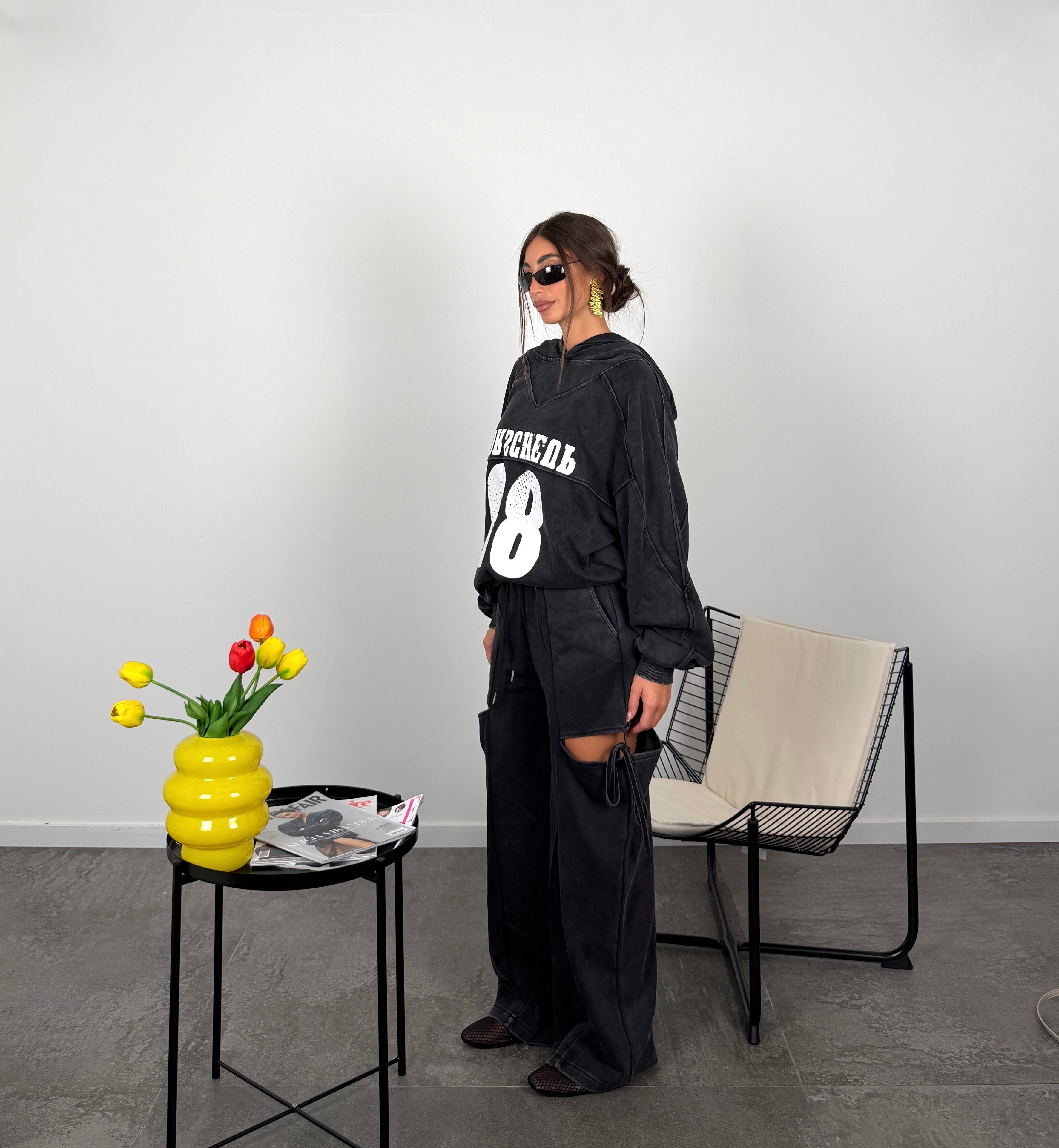 Pantalone cut out