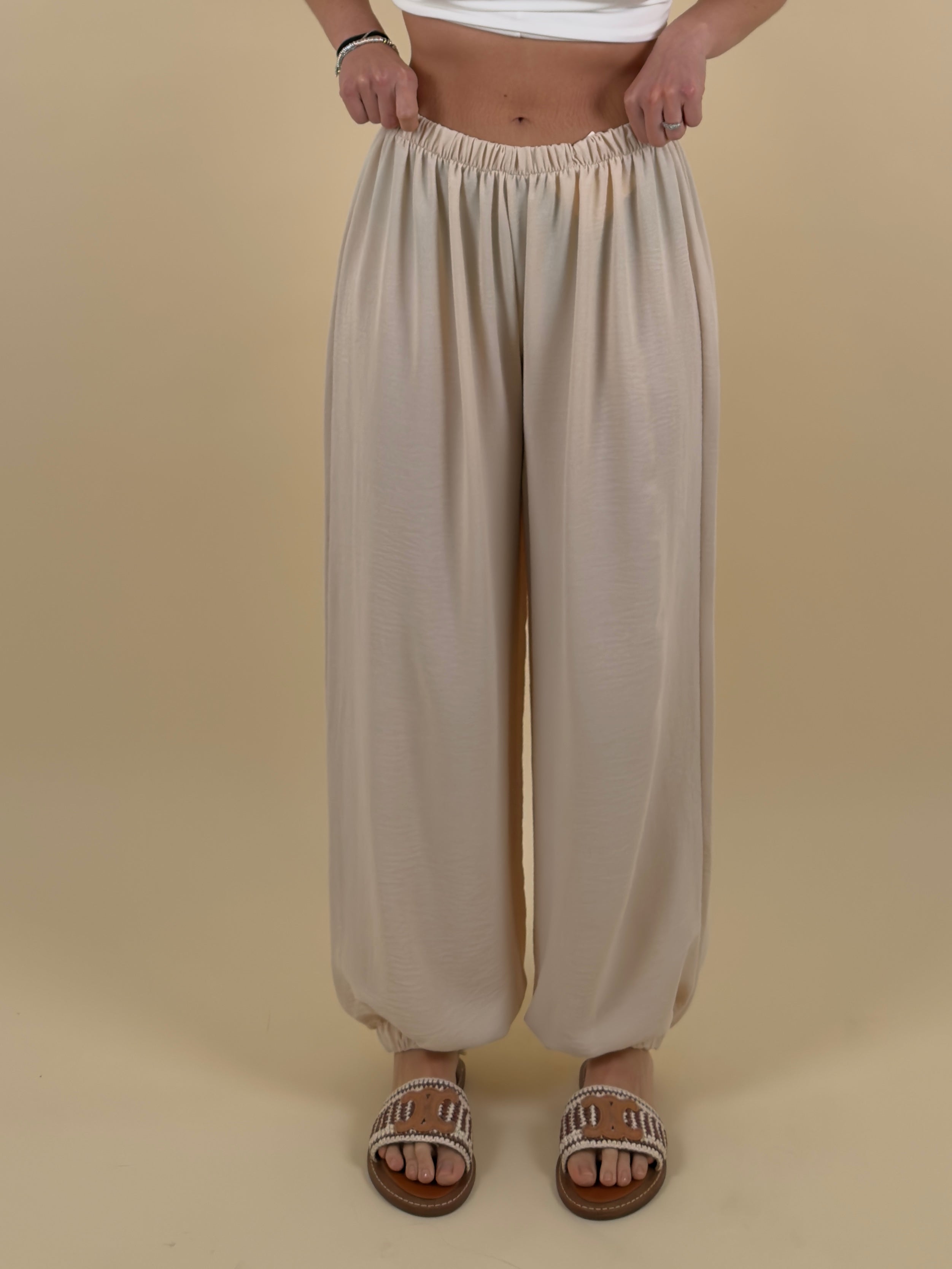 Pantalone elastico sulla caviglia