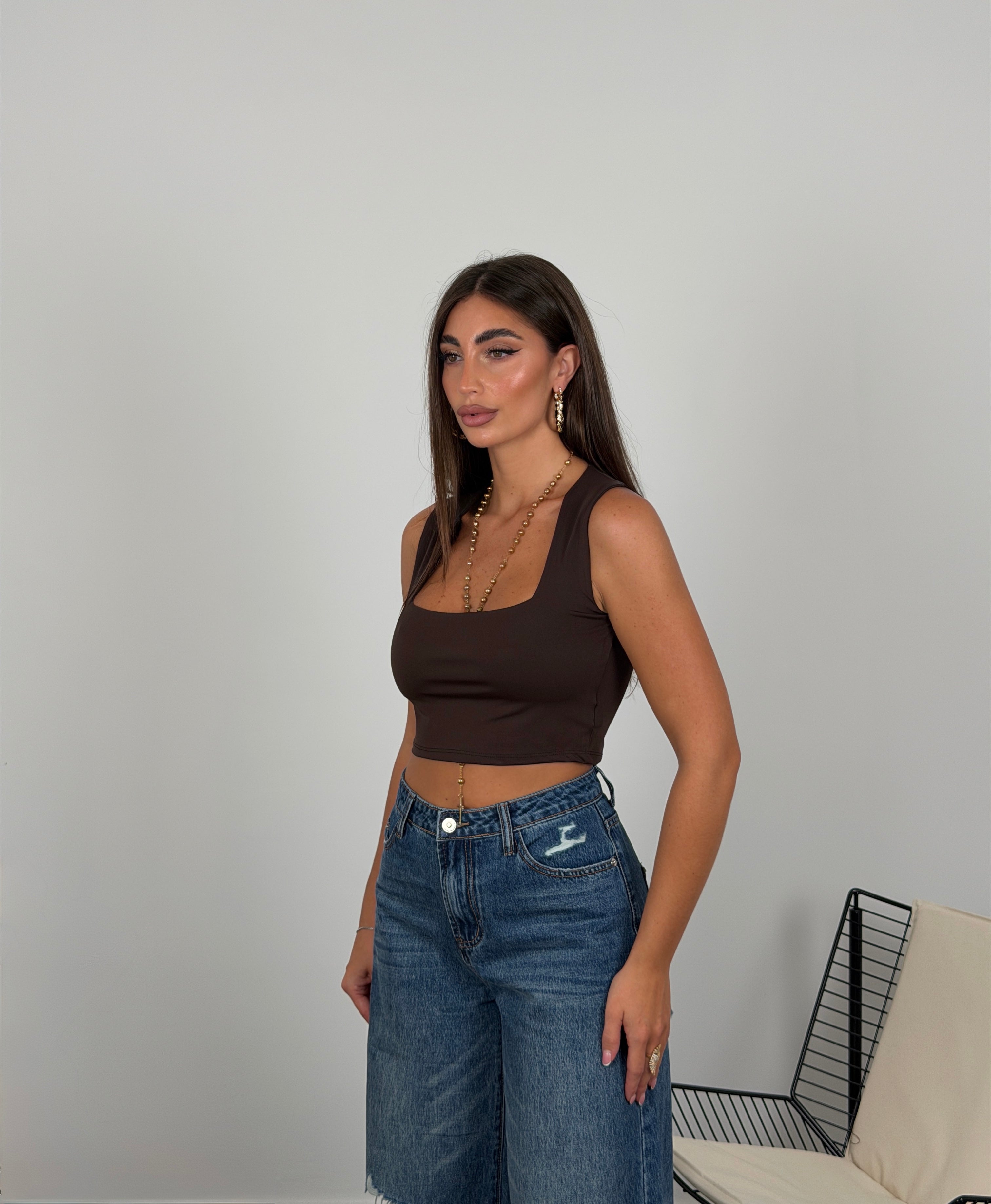 Top scollo quadrato