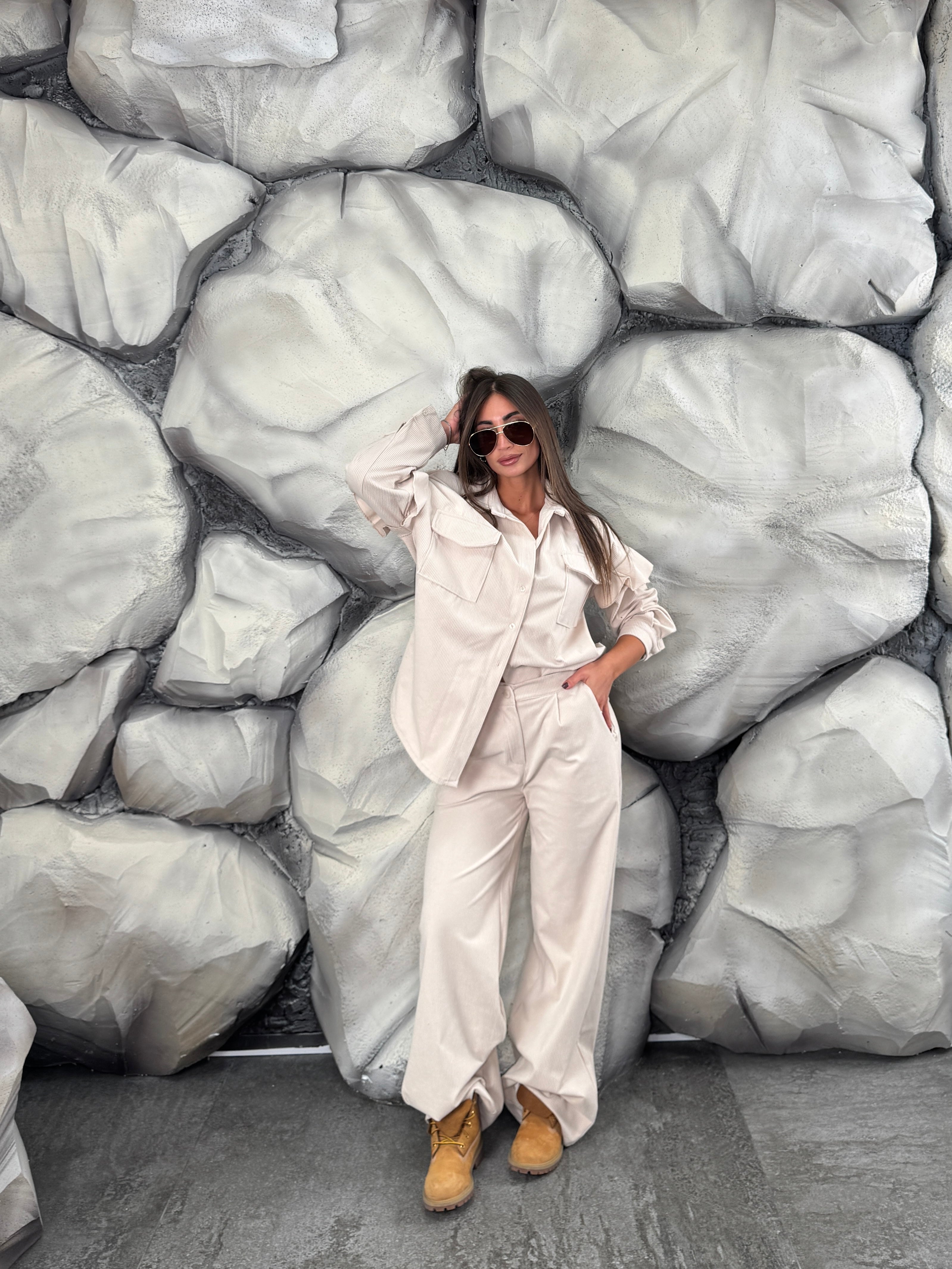 Completo camicia e pantalone in velluto