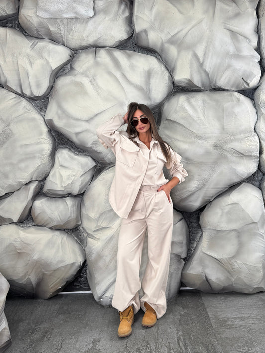 Completo camicia e pantalone in velluto