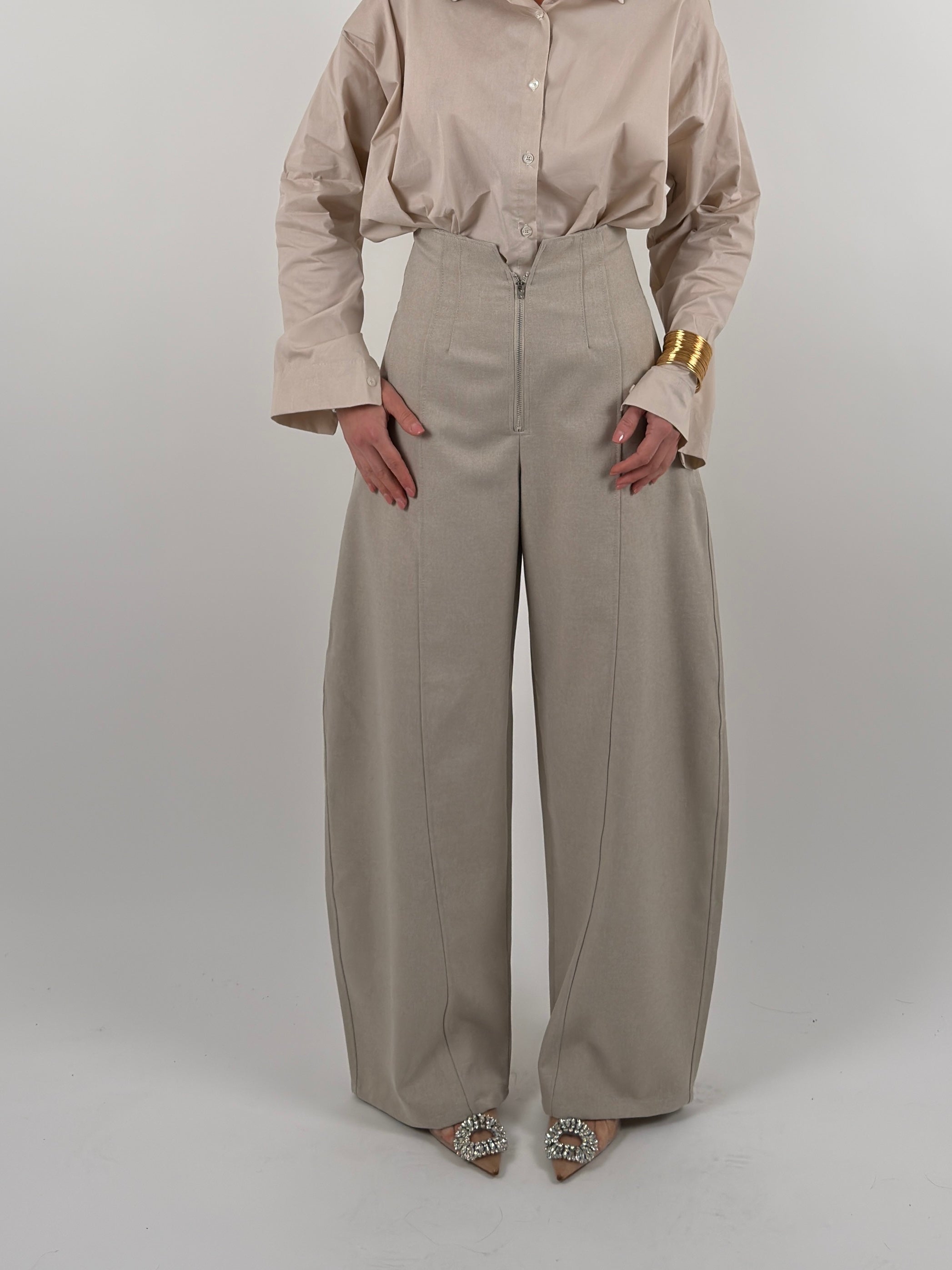 Pantalone vita alta con zip visibile