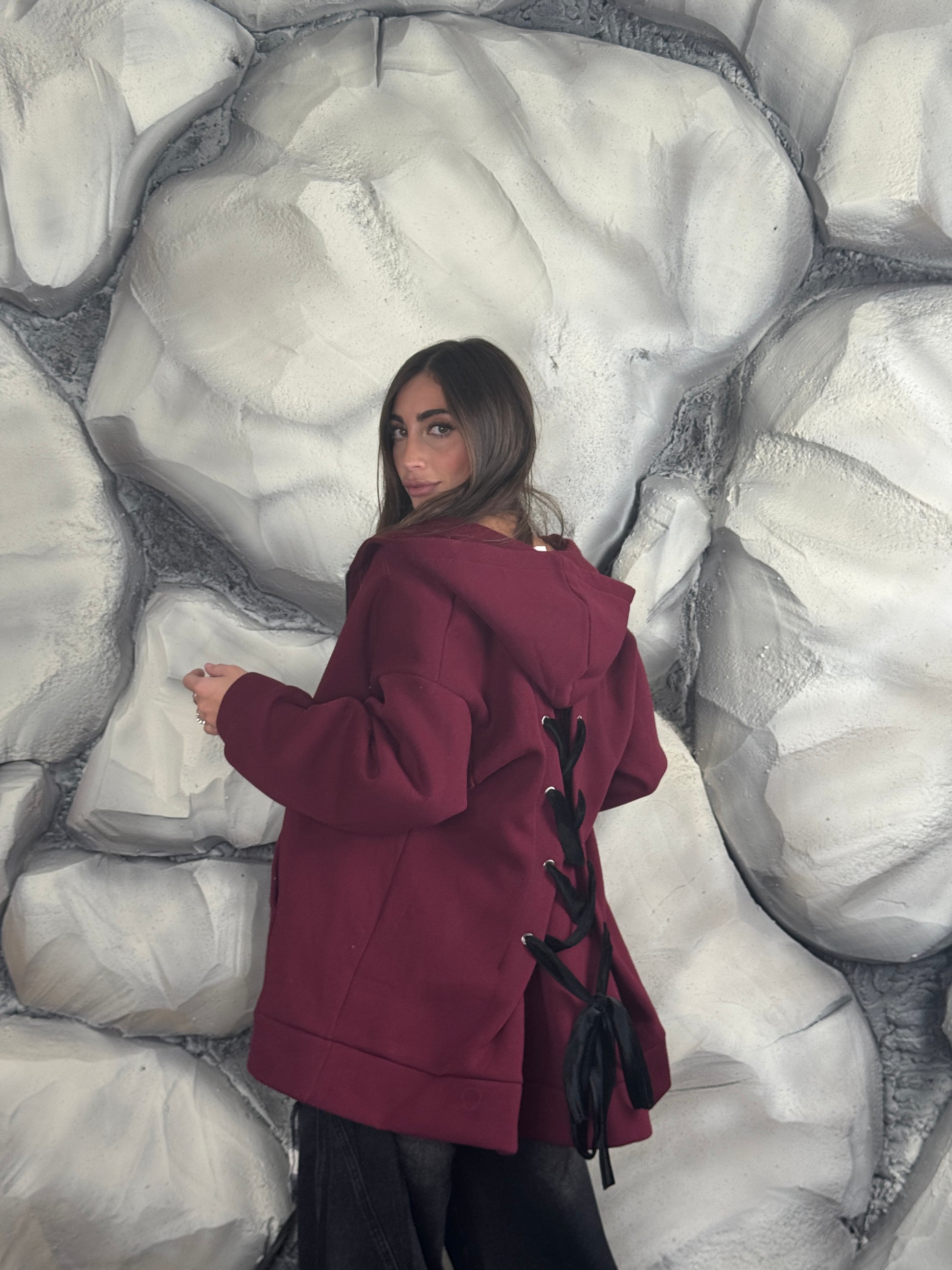 Felpa aperta sul retro