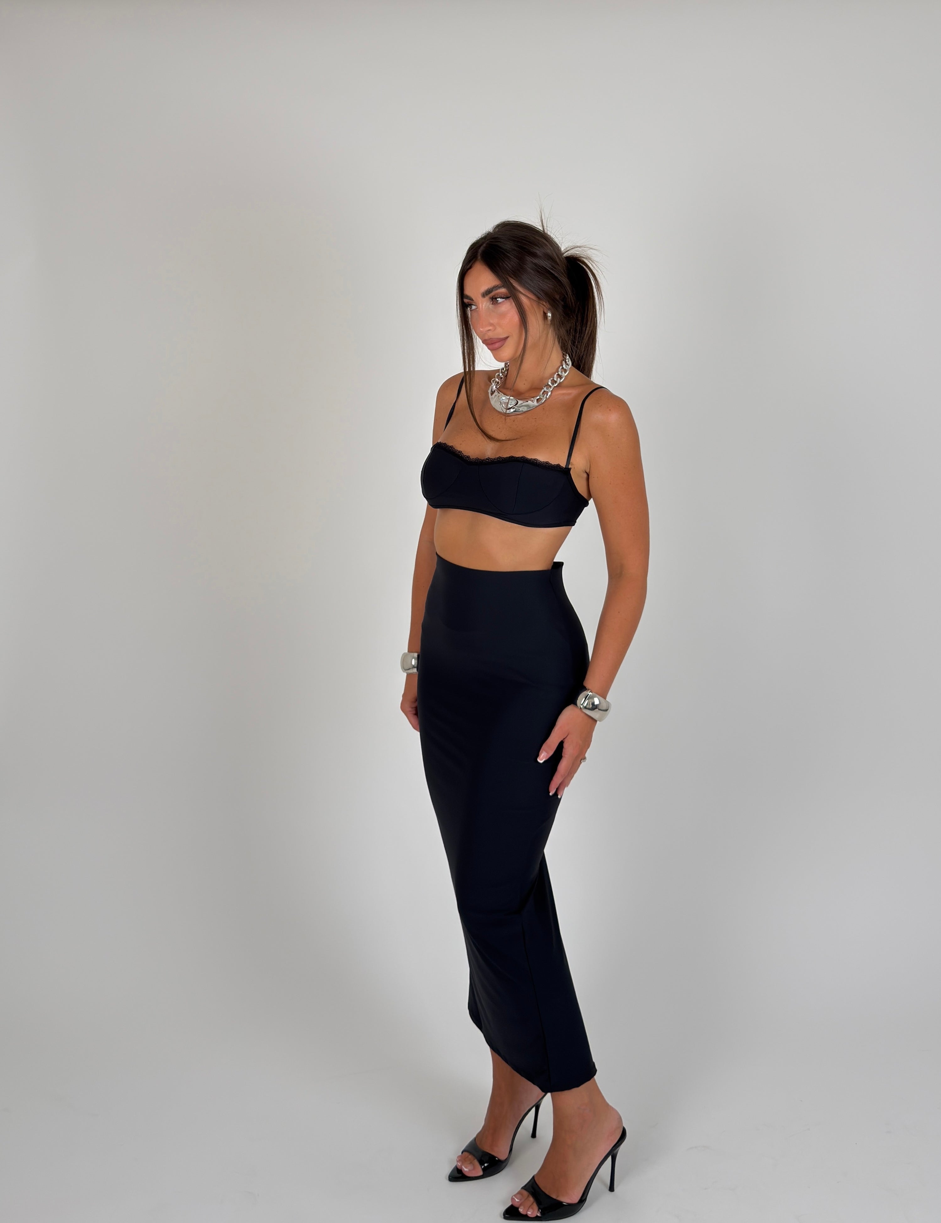 Completo silhouette