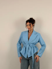 Giacca con cintura in vita