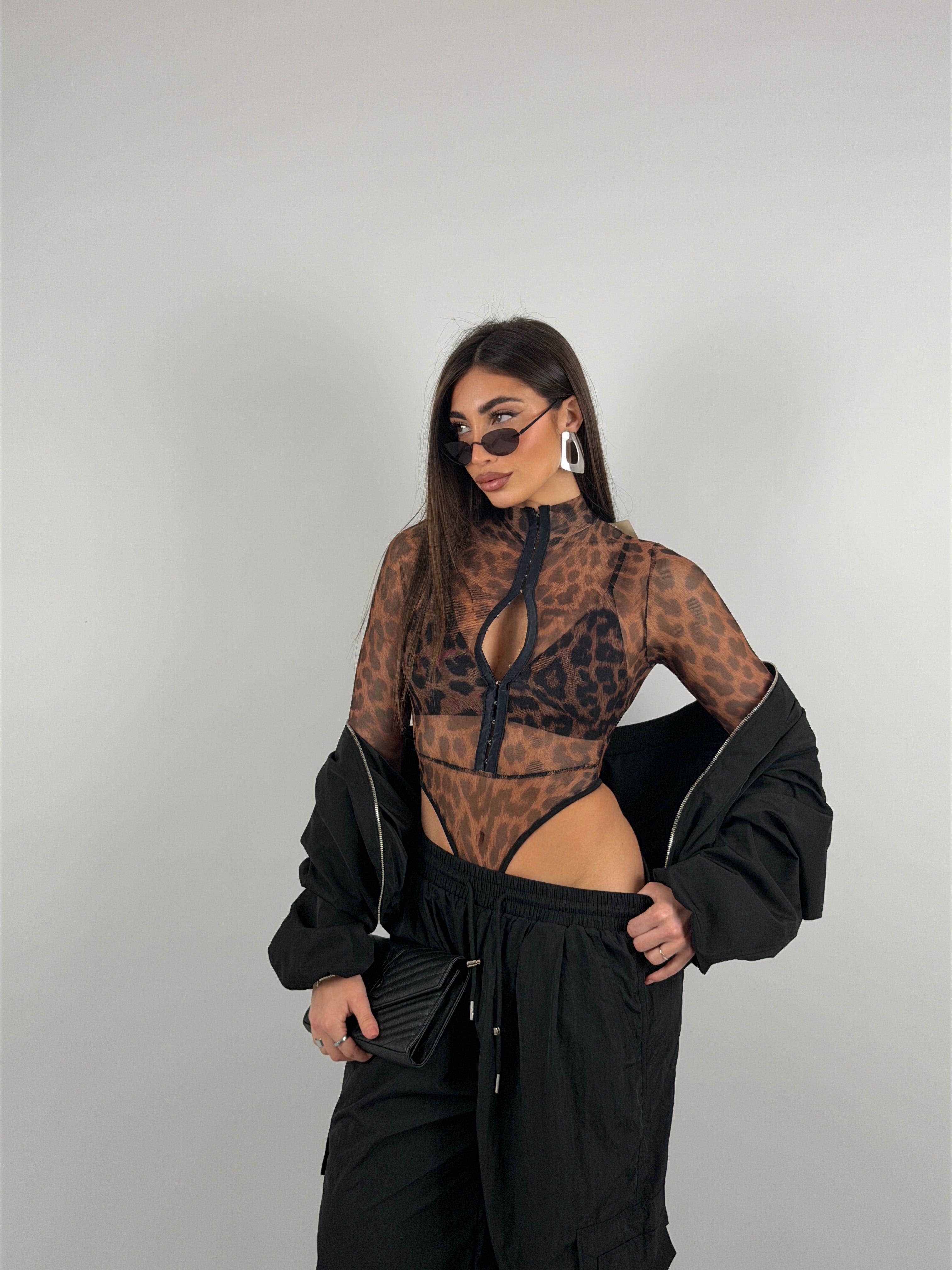 Body velato con ganci