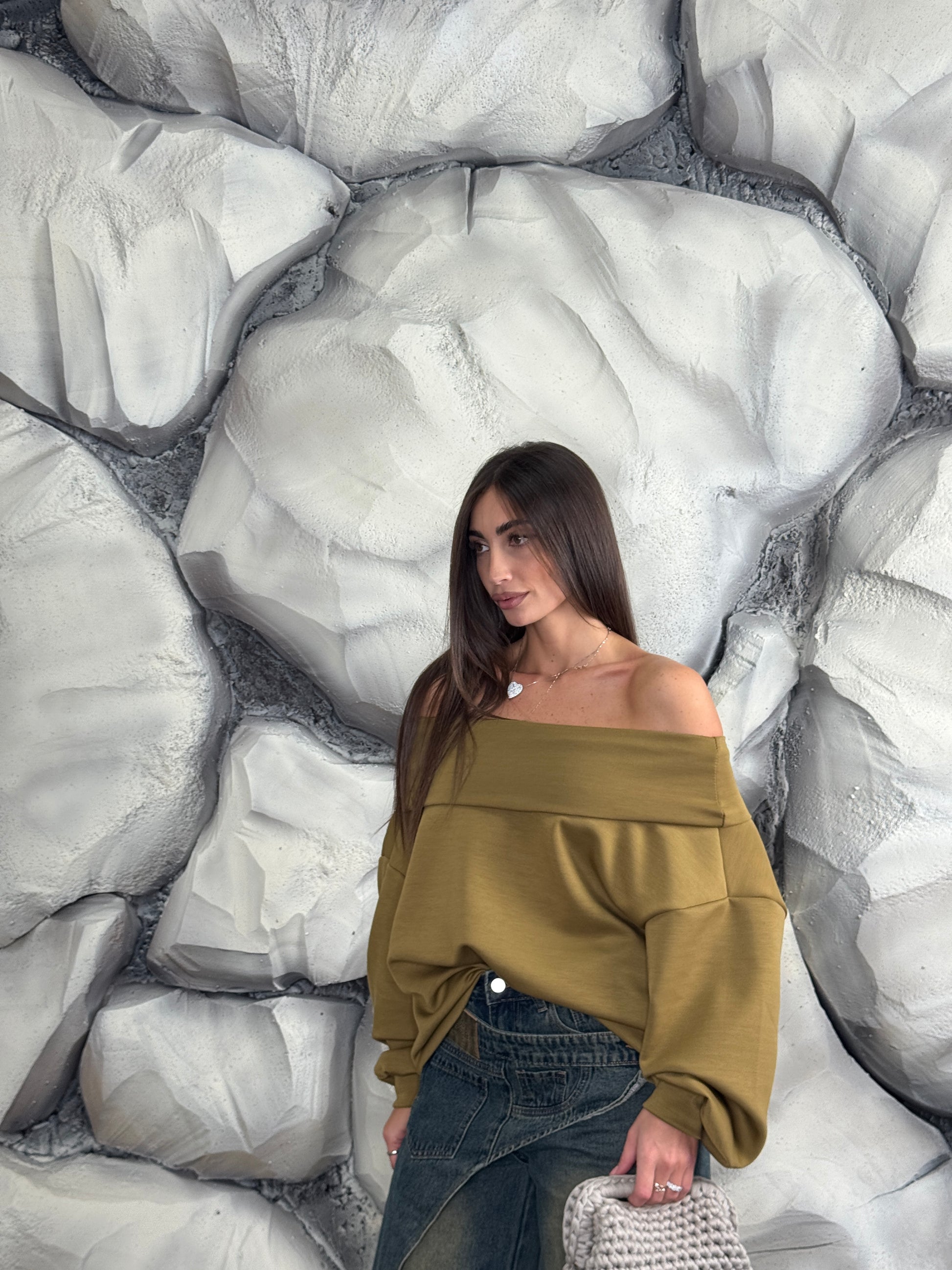 Felpa scollo a barca