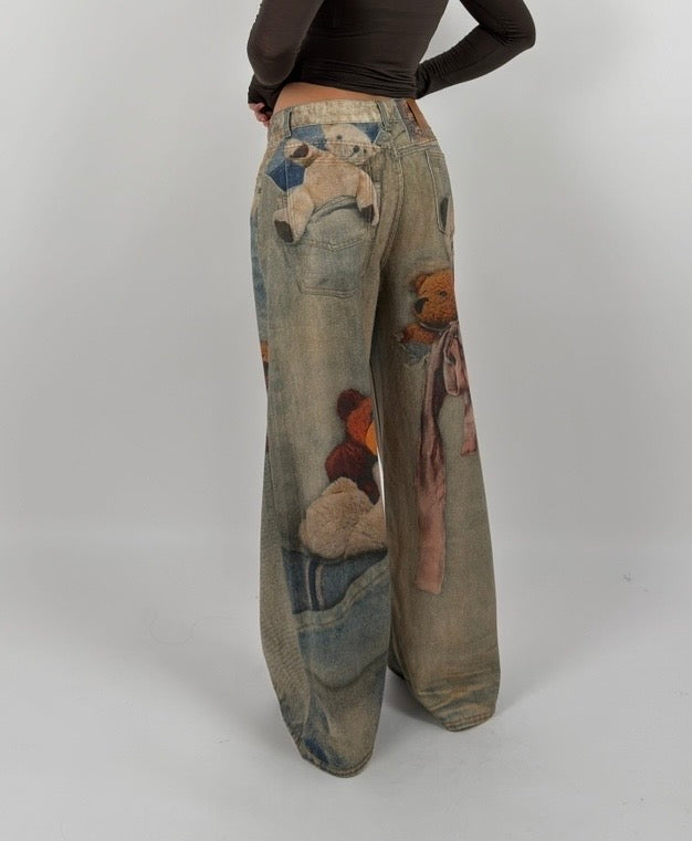 Jeans con stampe orsetti