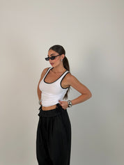 Top bicolor con laccetti