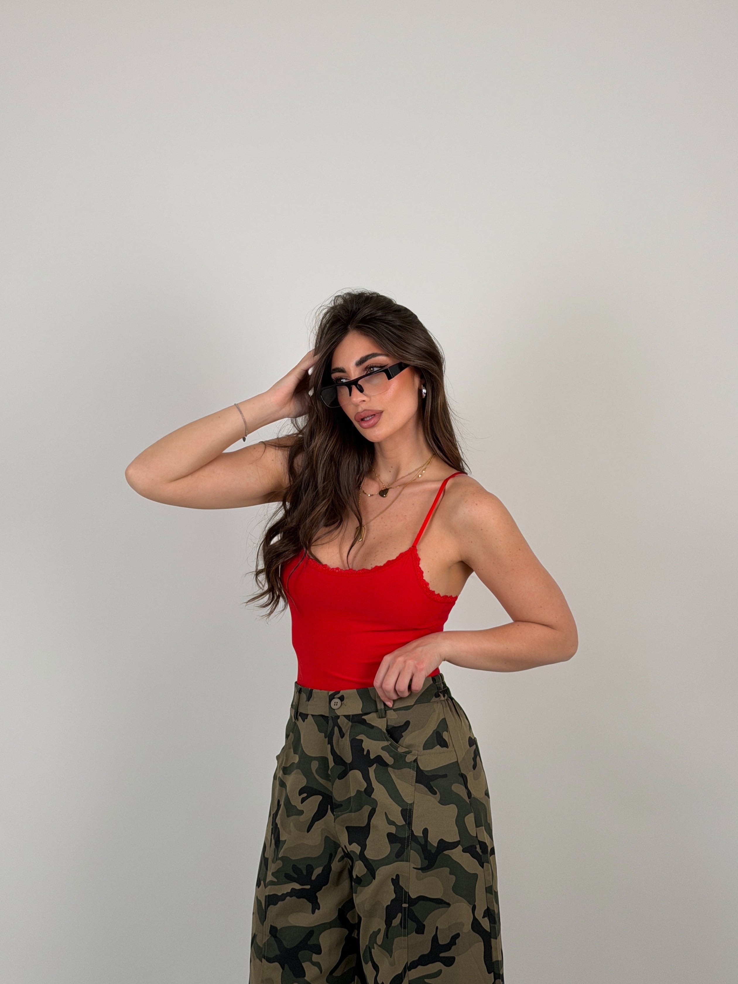 Body merletto e bretelle regolabili