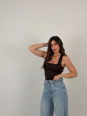 Body scollo quadrato con bottoncini