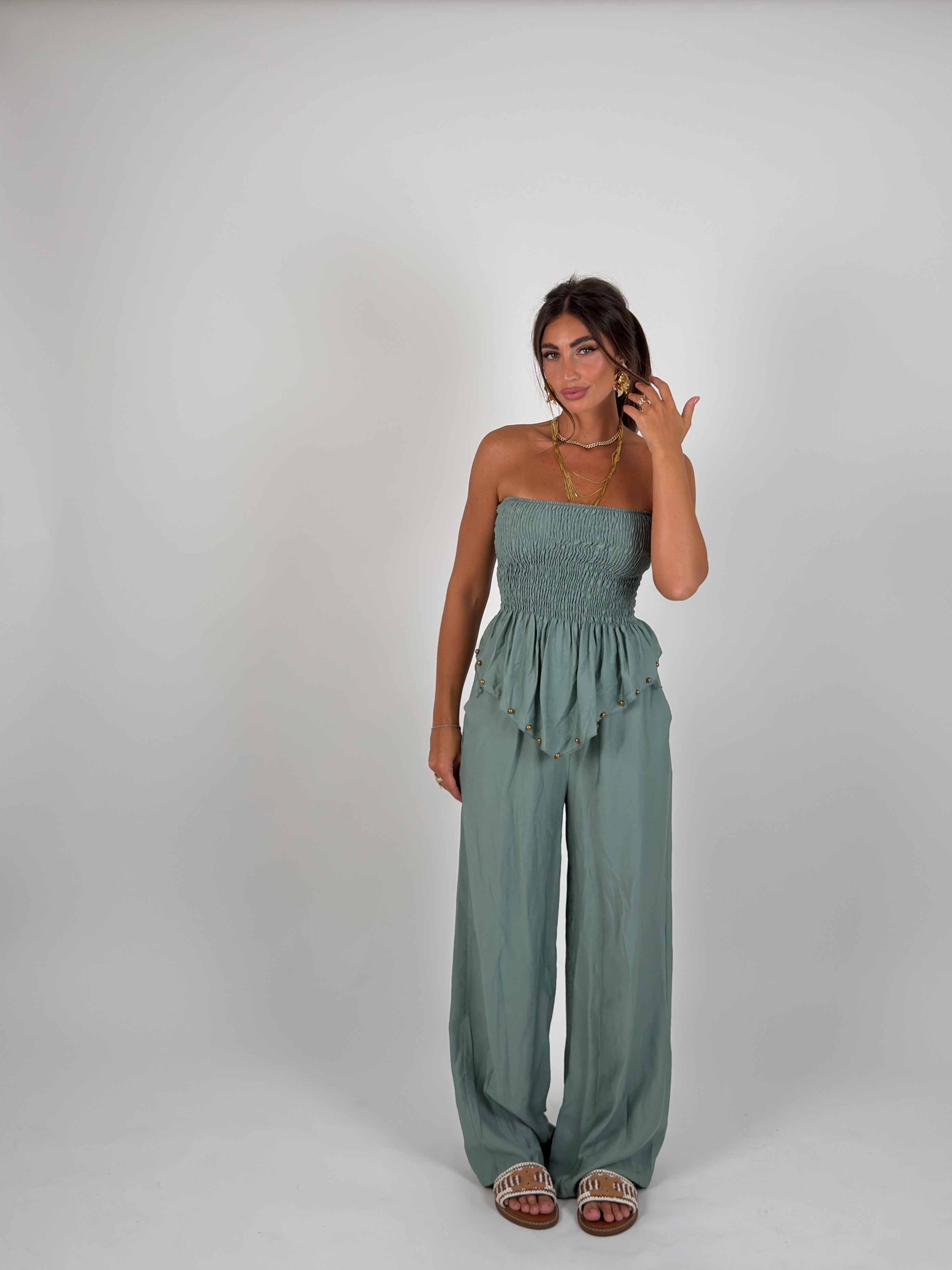 Completo fascia con borchie