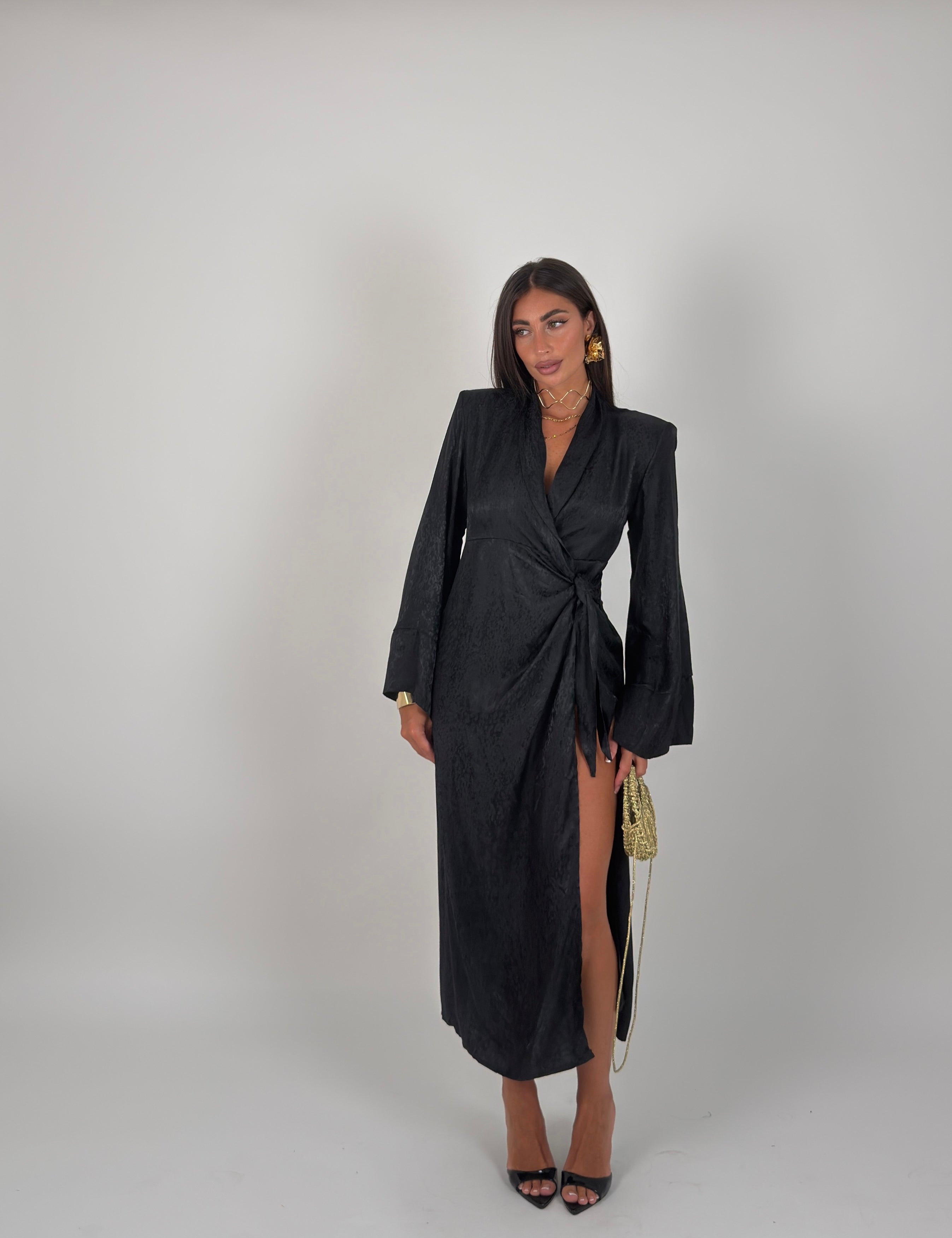 Vestito lucido maculato