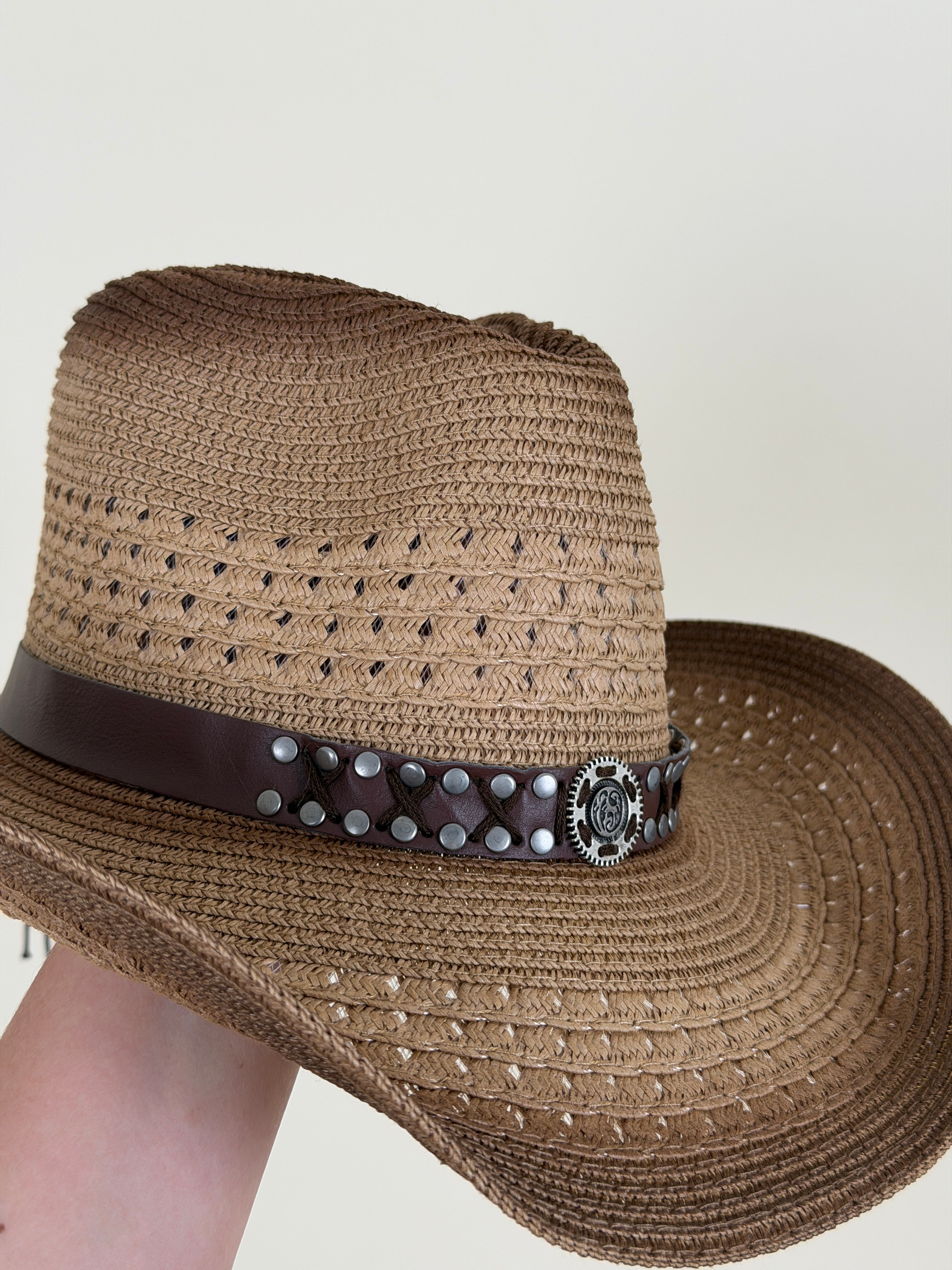 Cappello cuoio marrone