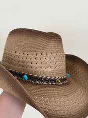 Cappello dettaglio marrone verde acqua