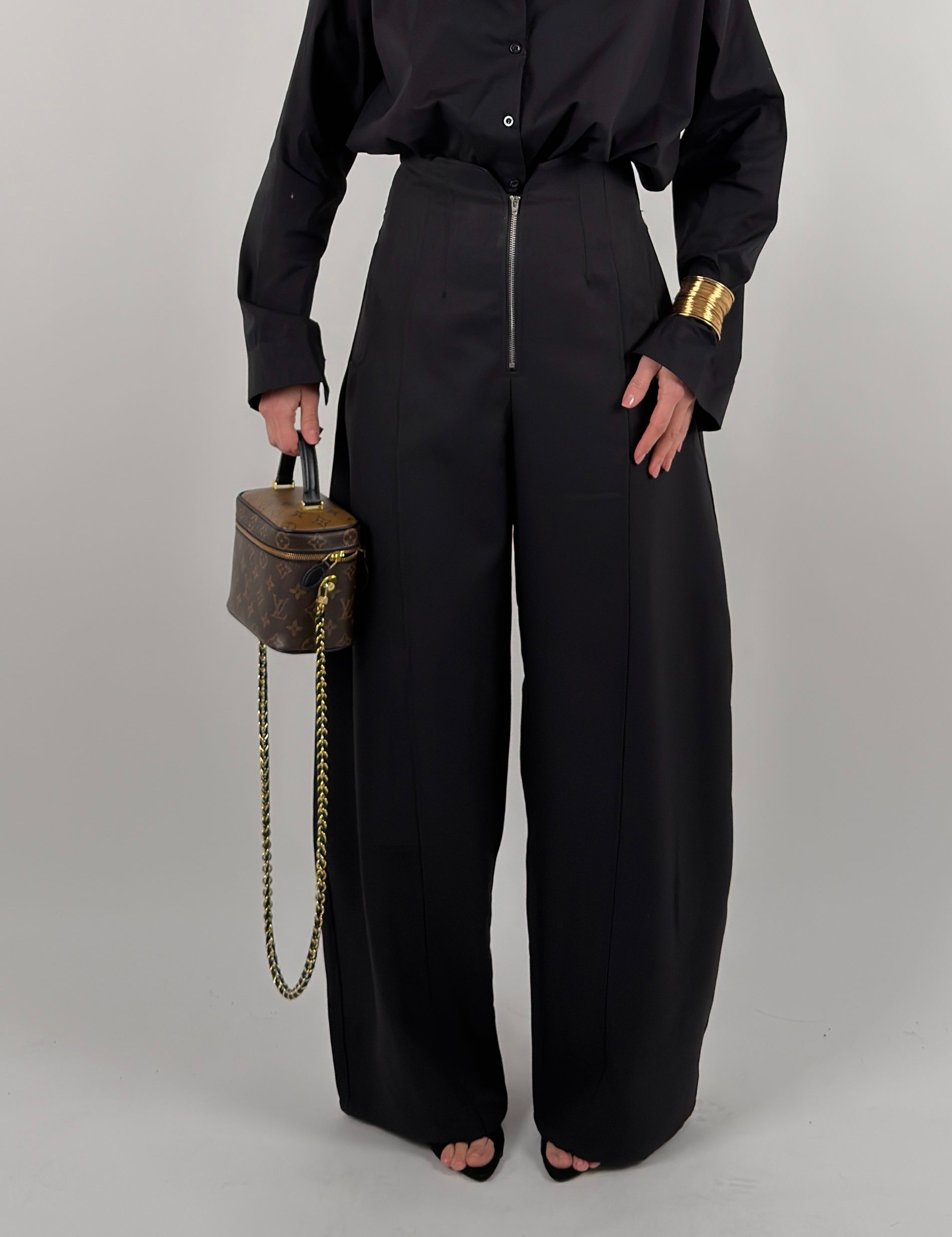 Pantalone vita alta con zip visibile