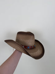 Cappello dettaglio cuoio