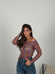 Maglia semivelata scollo a barca