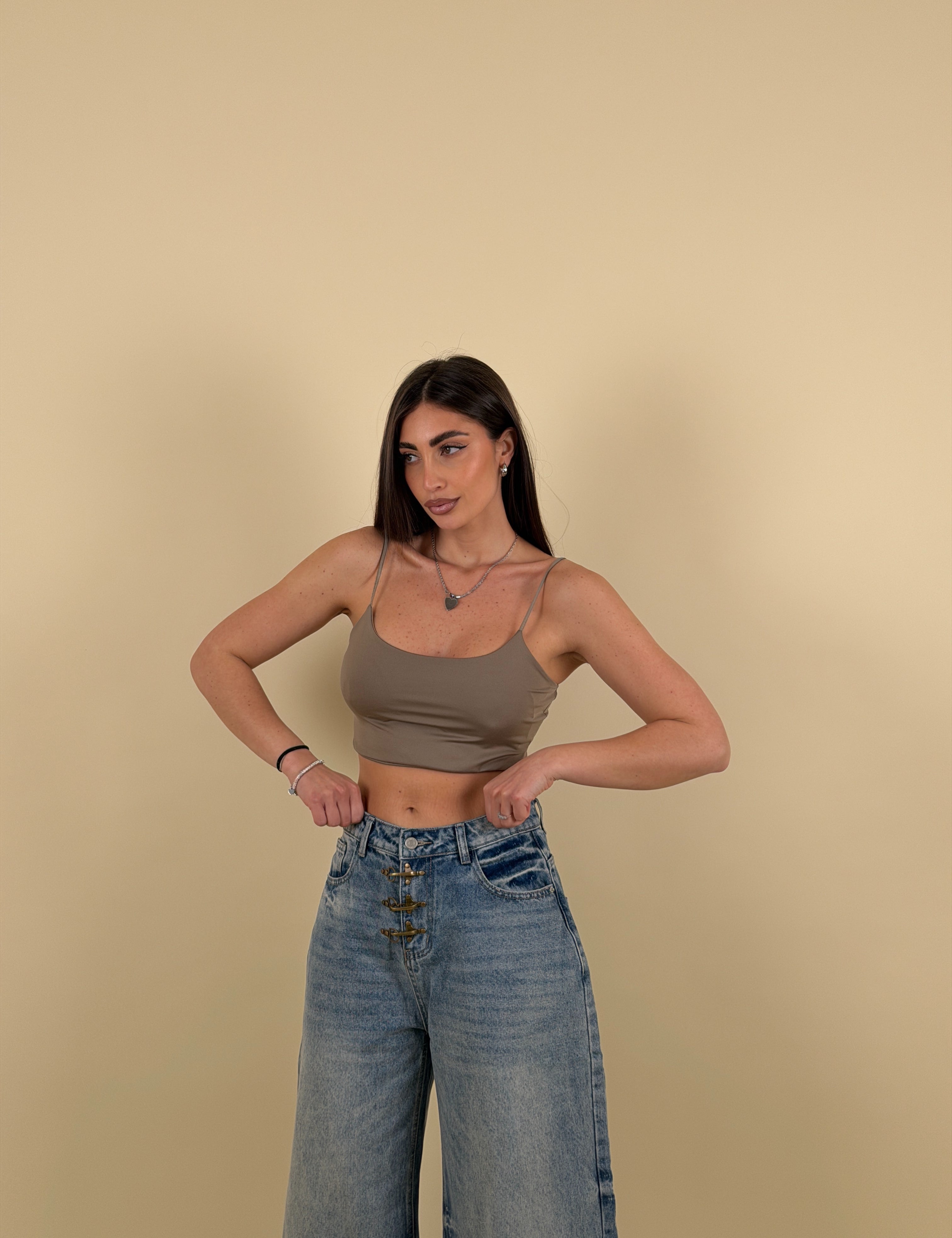 Top Under