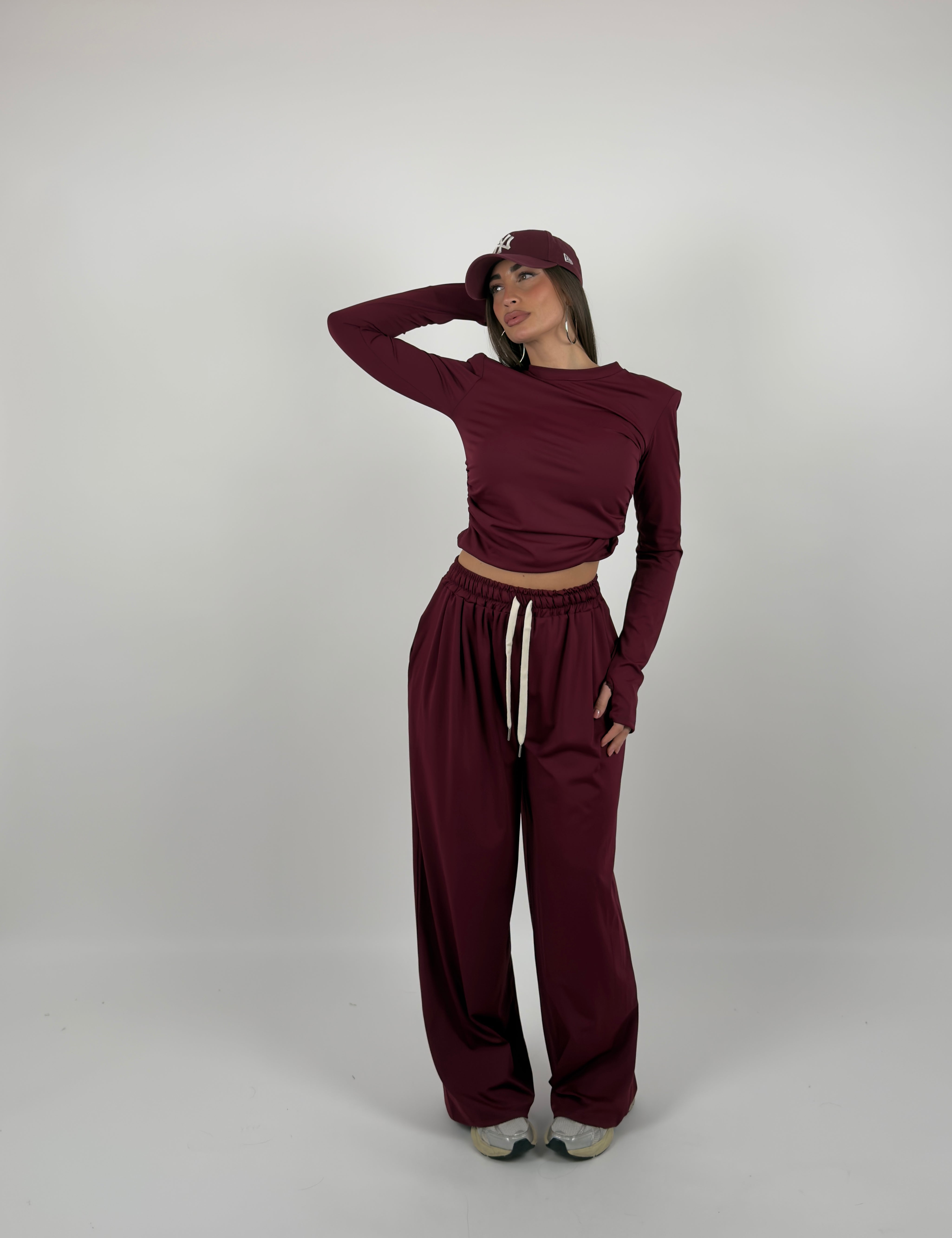 Completo maglia con pantalone in lycra