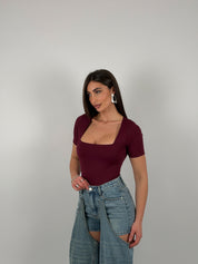 Body con scollo quadrato, mezza manica, in lycra modellante