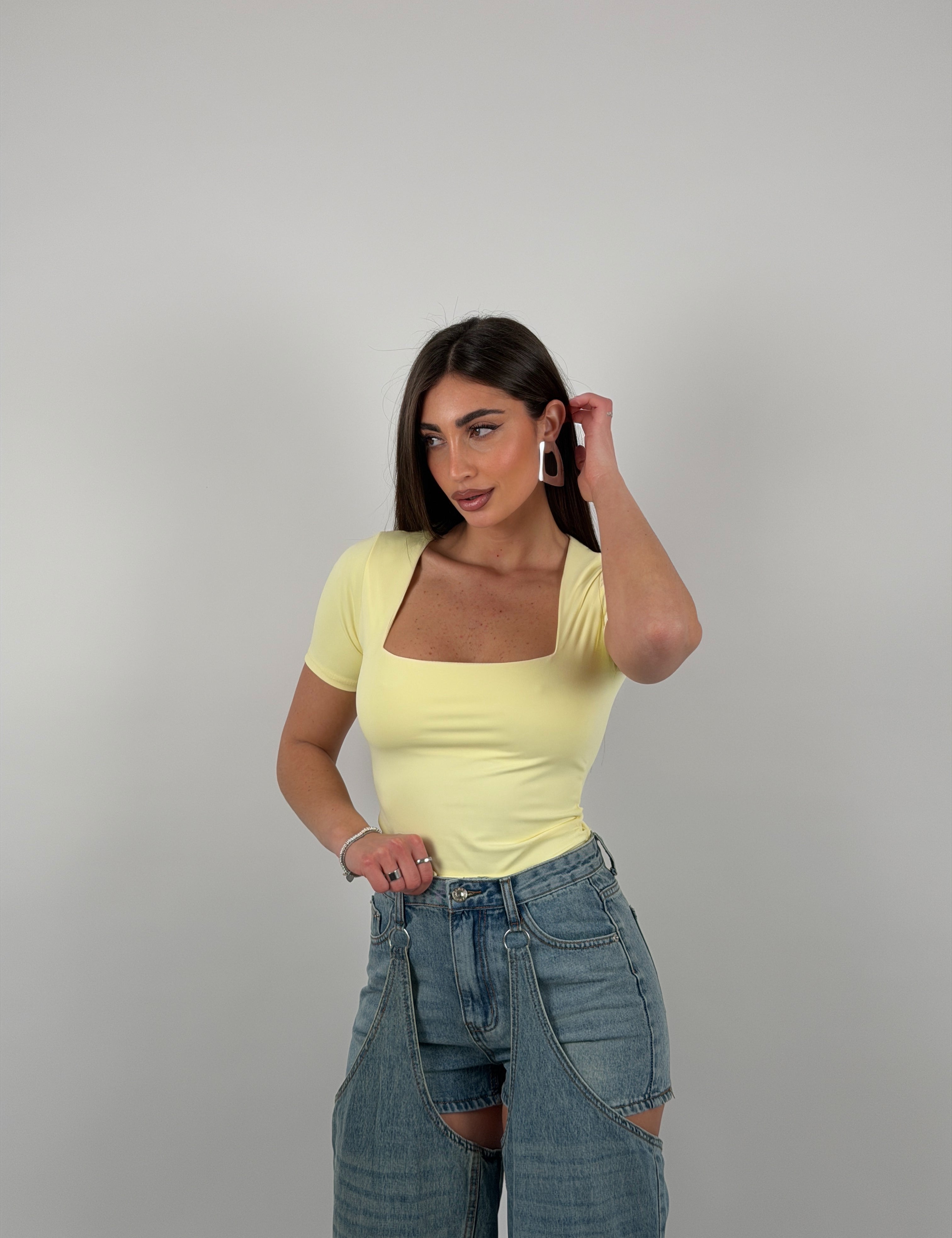 Body con scollo quadrato, mezza manica, in lycra modellante