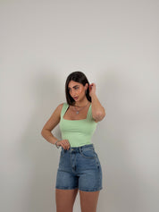 Body giromanica scollo quadrato