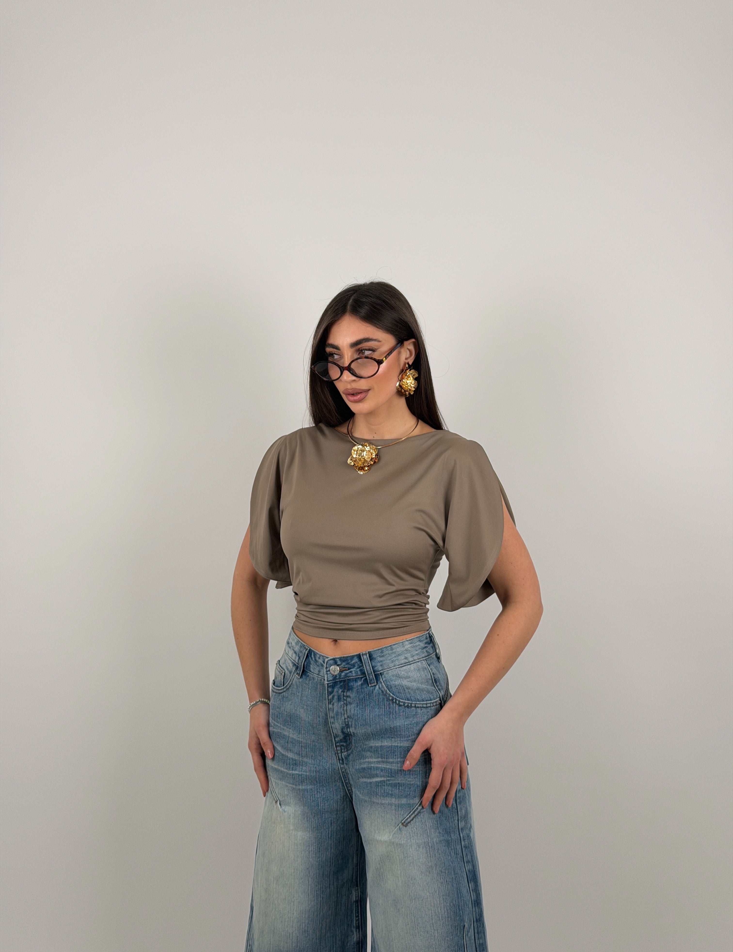 Maglia con mezza manica aperta in lycra