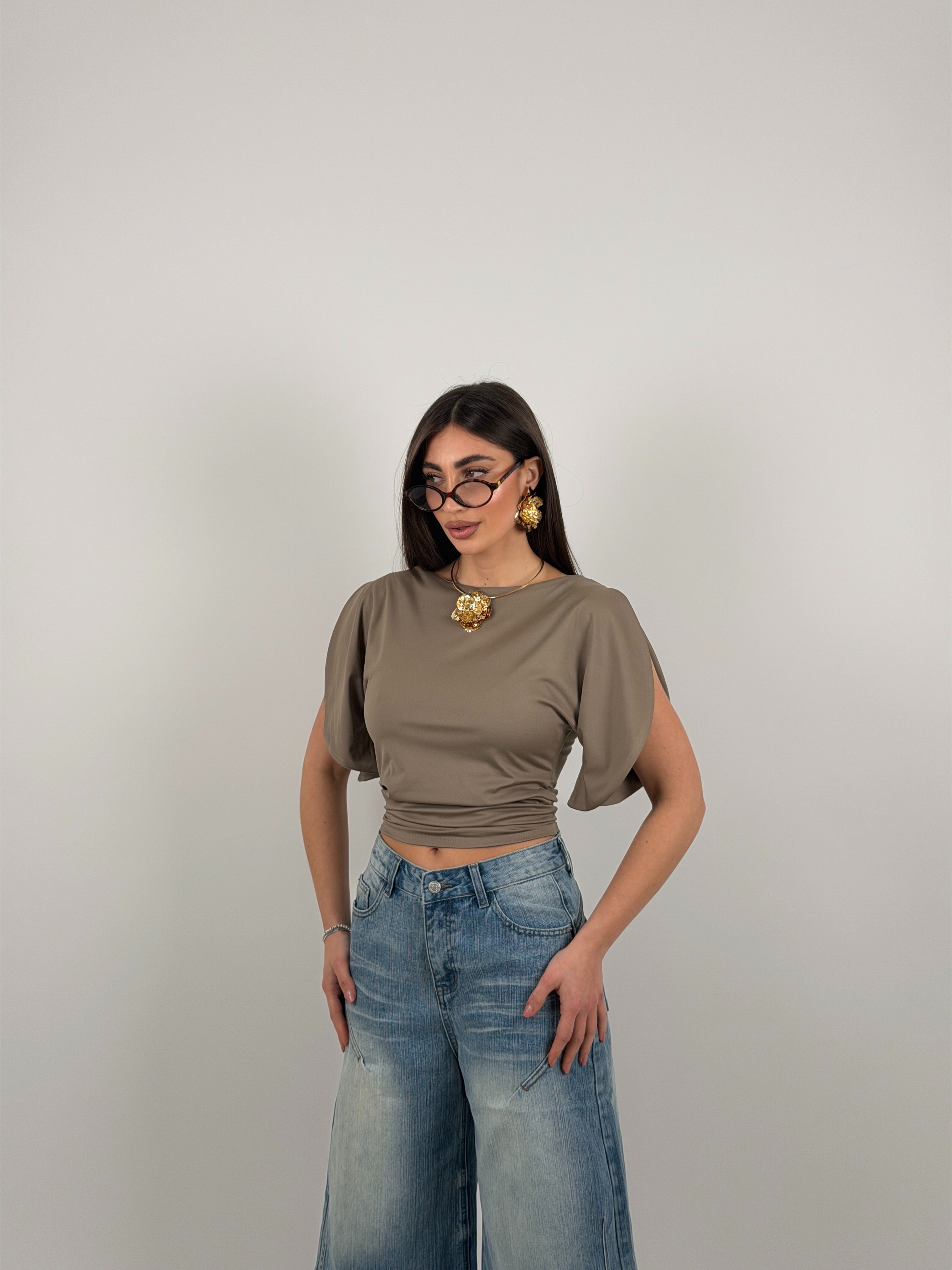 Maglia con mezza manica aperta in lycra
