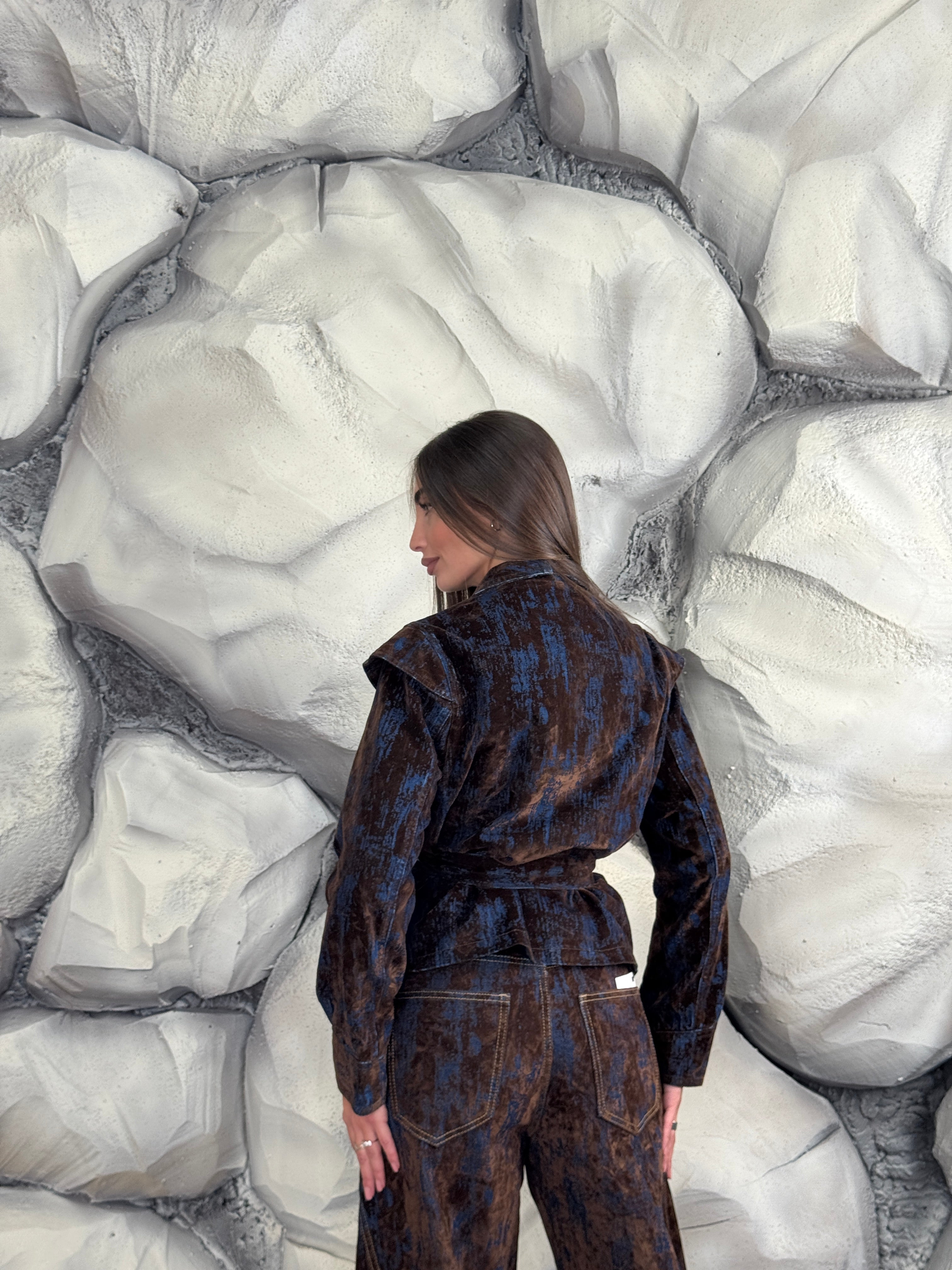 Giacca mix con cintura in vita