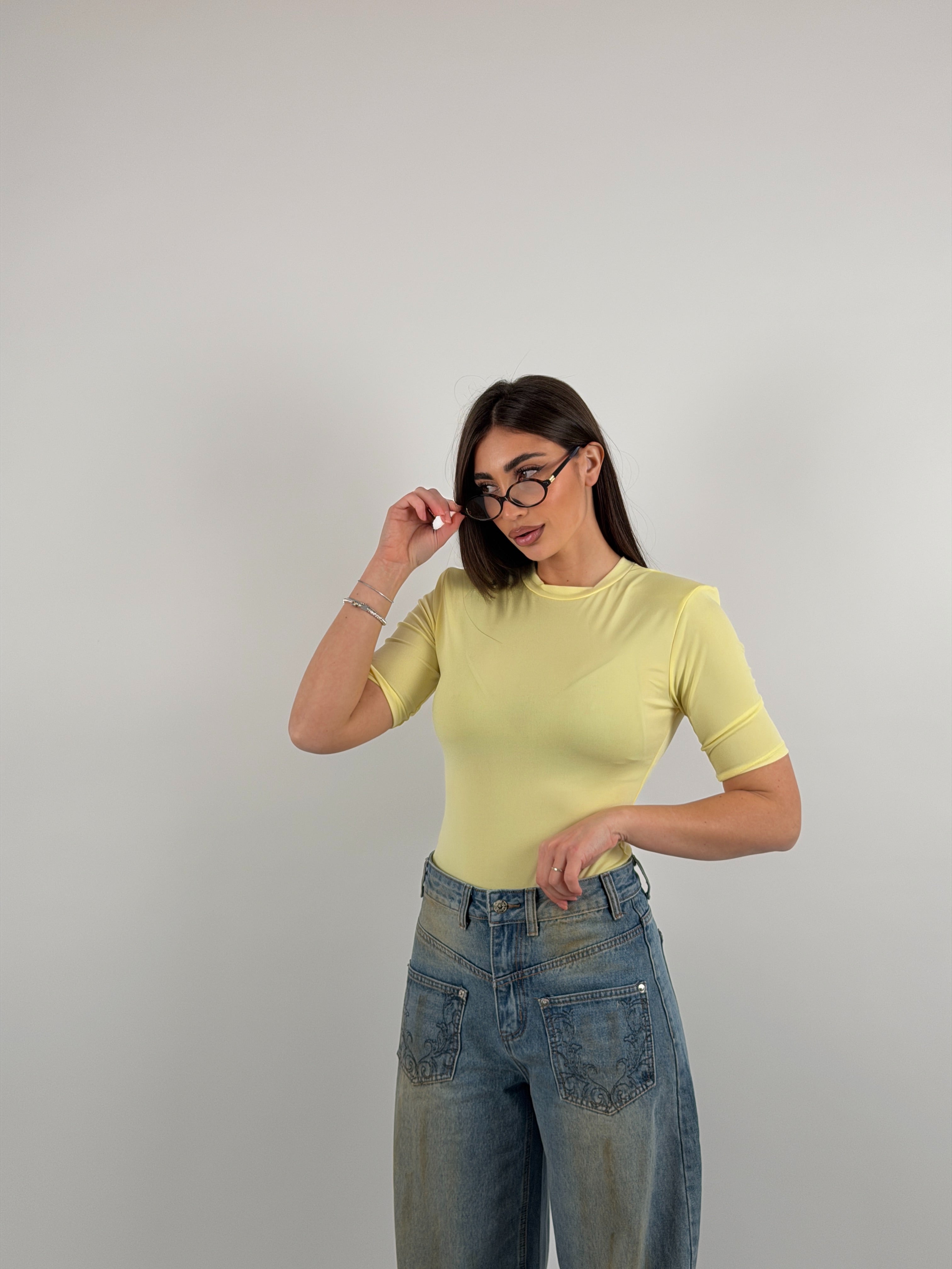 Body con spalline e girocollo