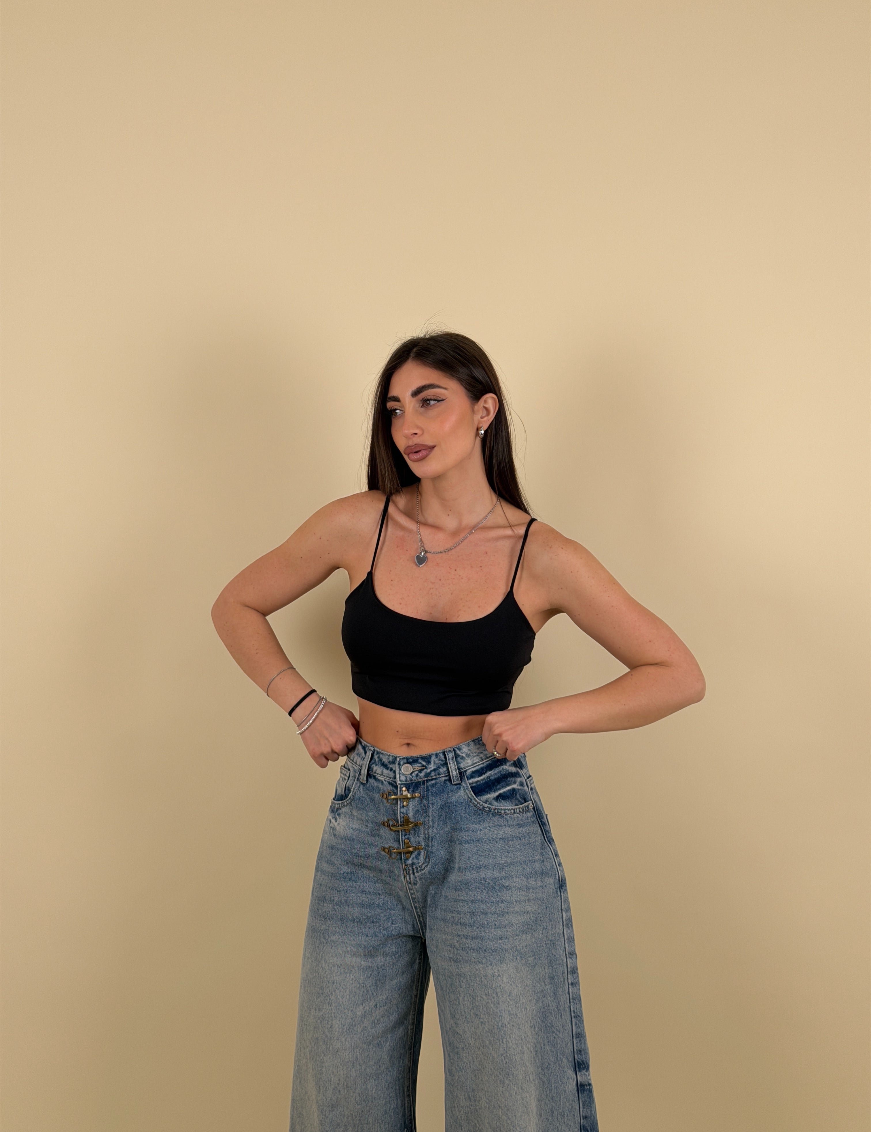 Top Under