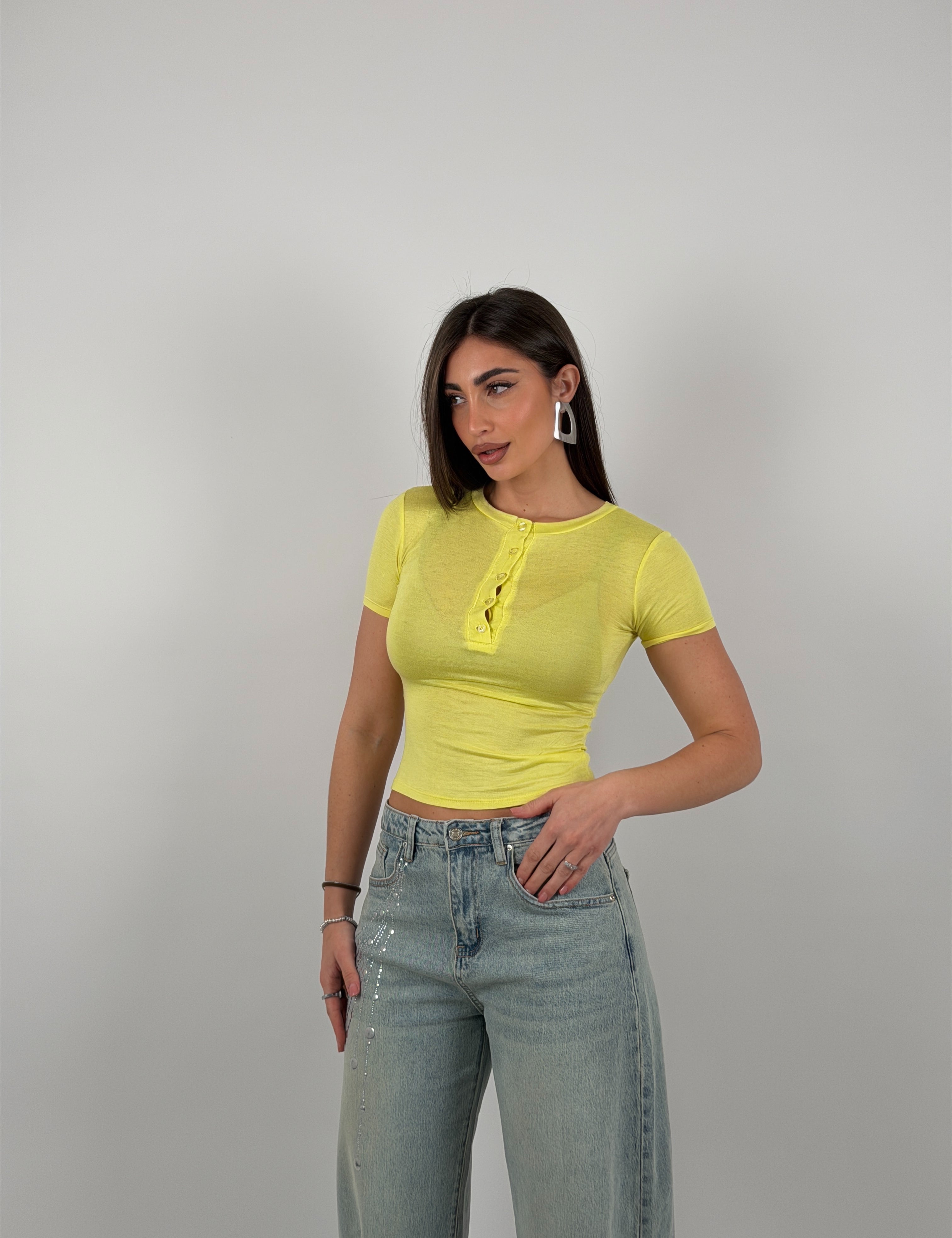 Maglia semivelata con bottoncini