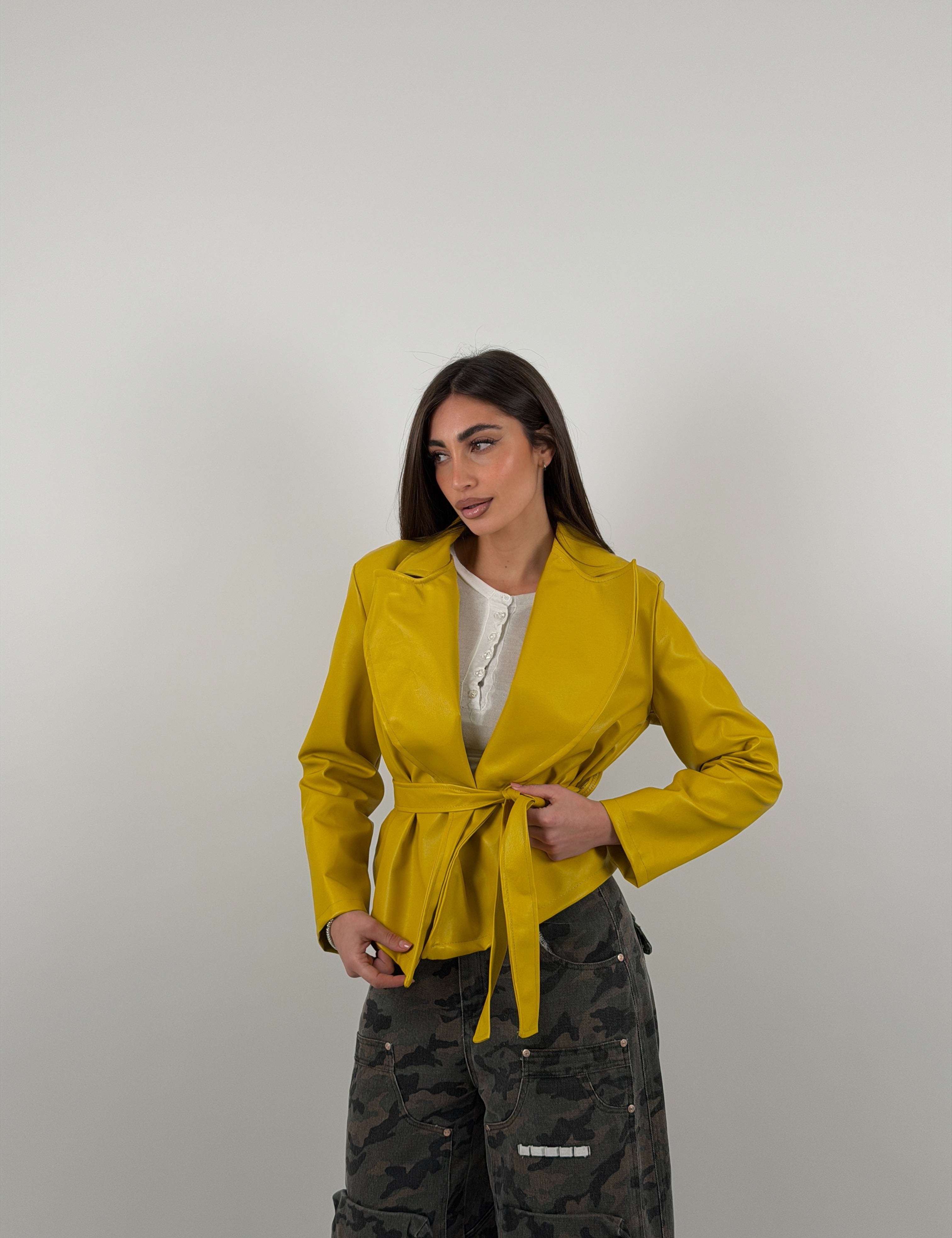 Giacca con cintura in vita