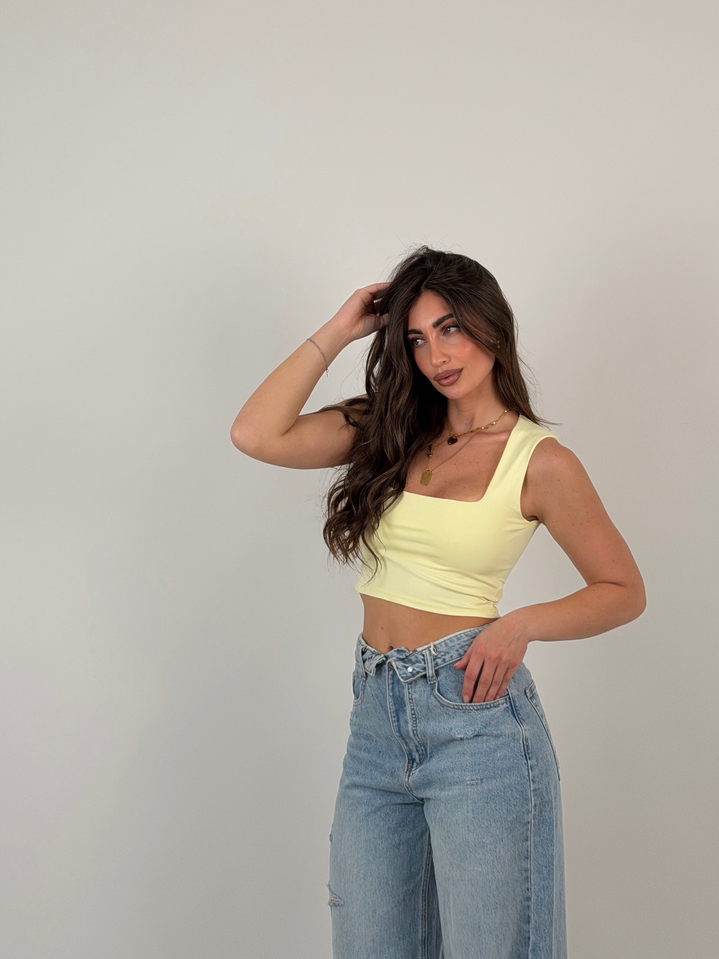 Top scollo quadrato