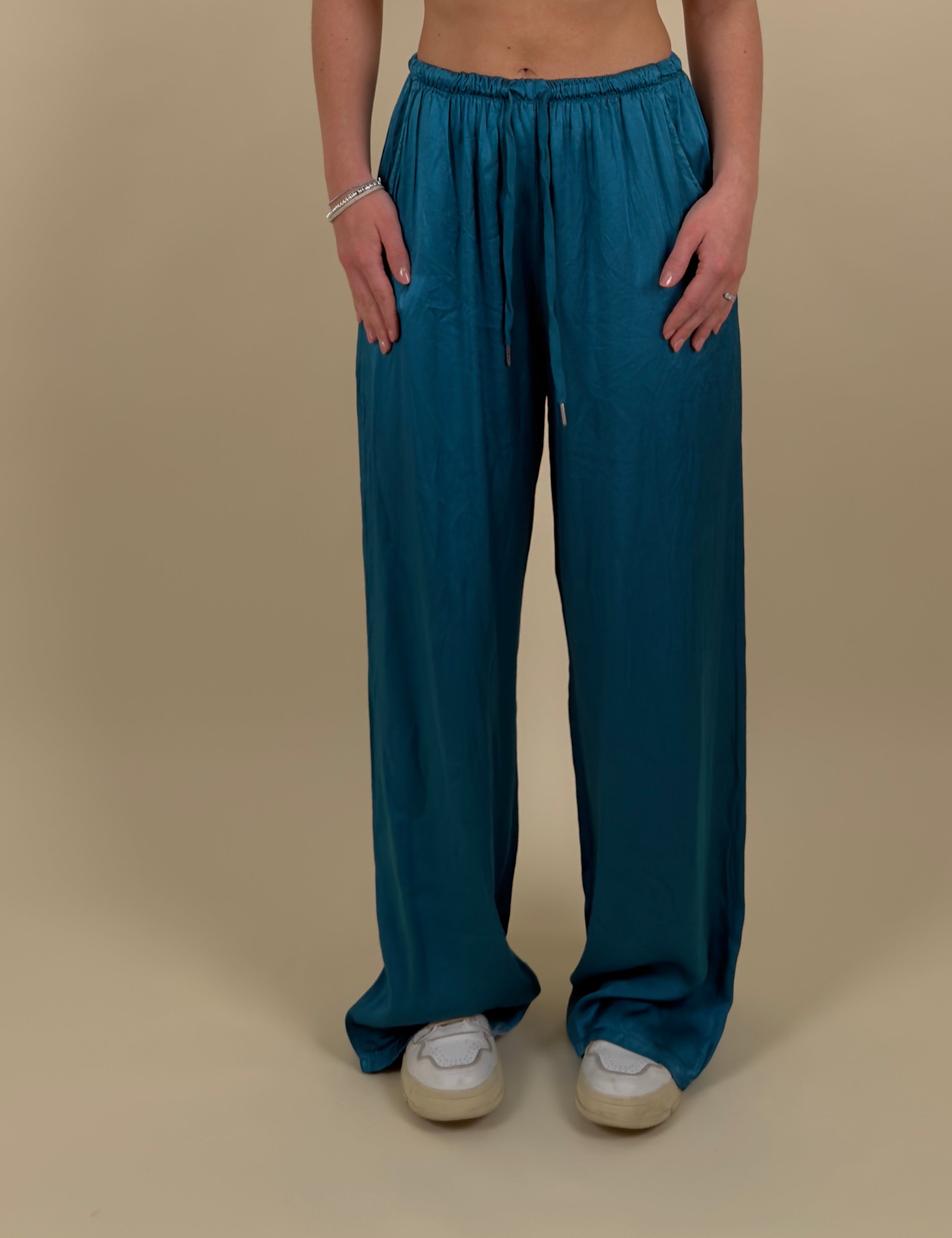 Pantalone effetto satinato Universal