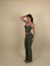 Completo top e pantalone zampa