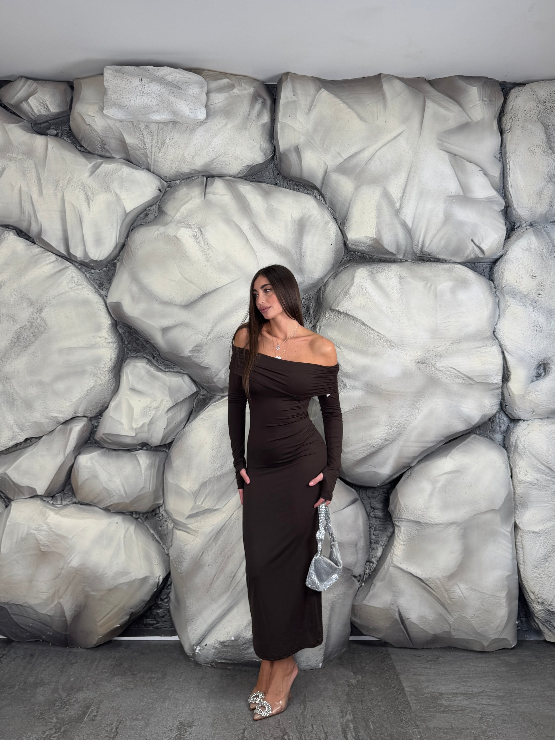 Vestito scollo a barca