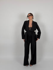 Completo con cintura in vita