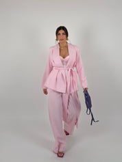 Completo con cintura in vita