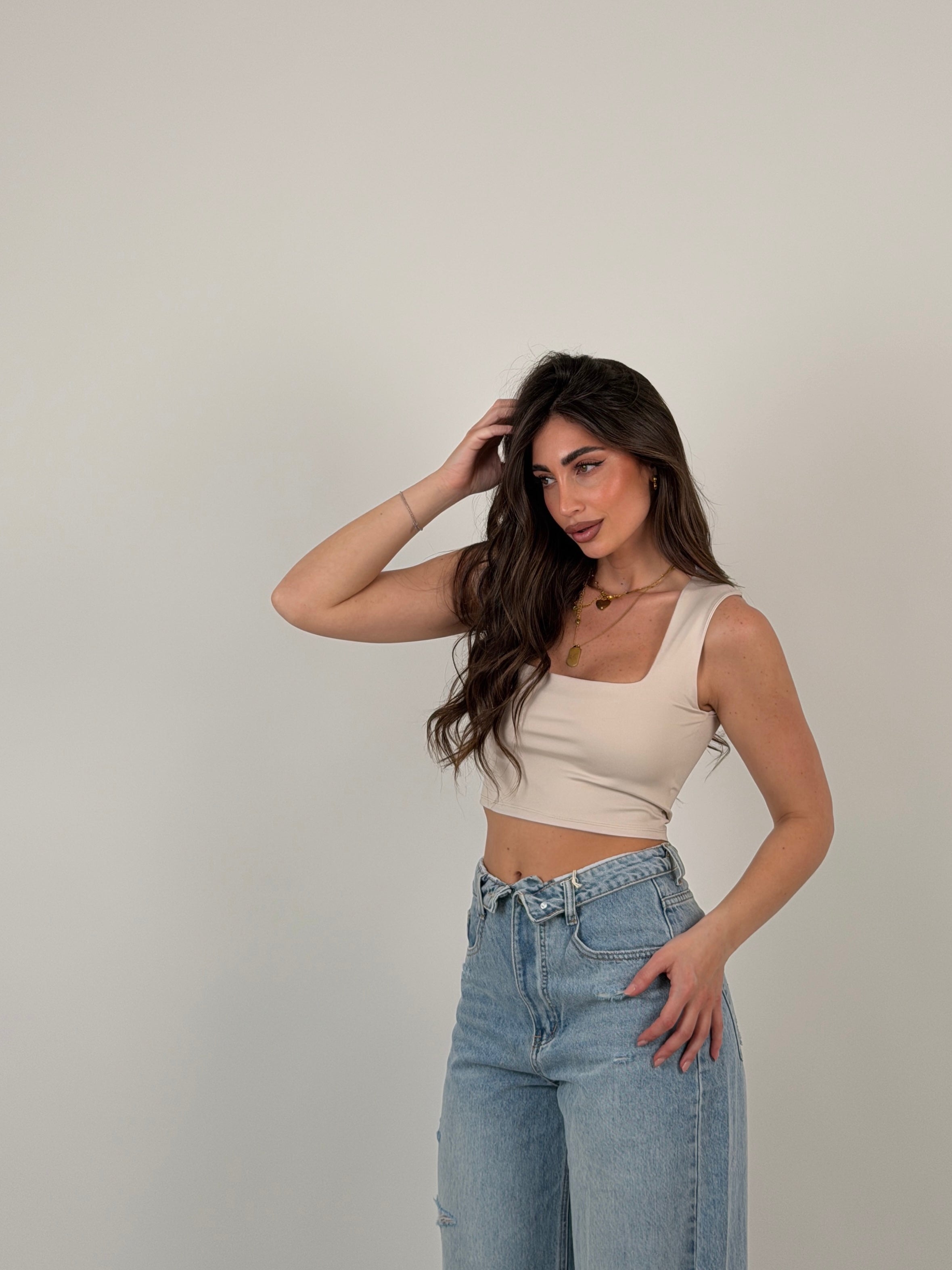 Top scollo quadrato