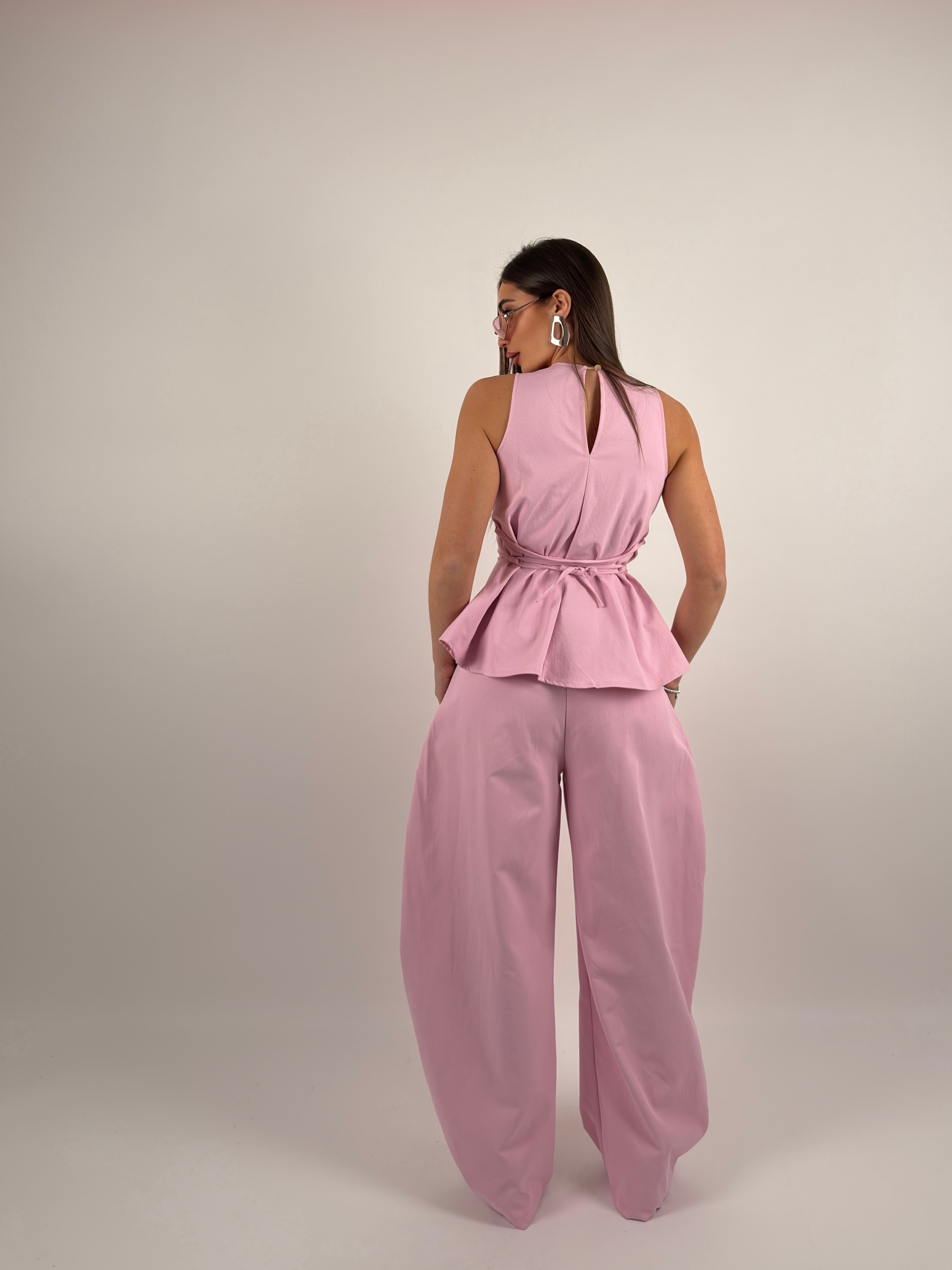 Completo tessuto SIMILDENIM, pantalone ballon e top giromanica con stringhe