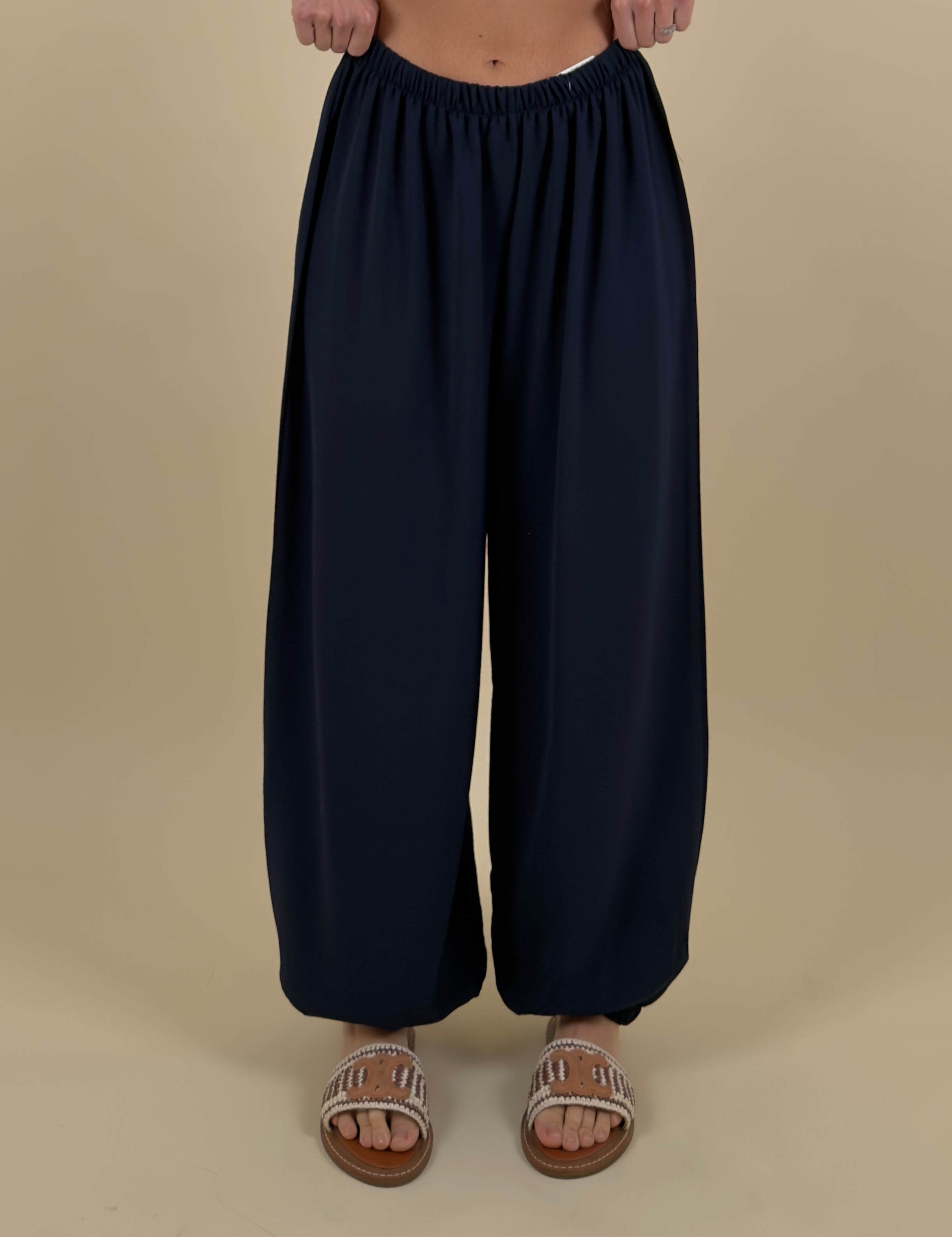 Pantalone elastico sulla caviglia