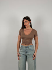 Maglia scollo a V semivelata mezza manica